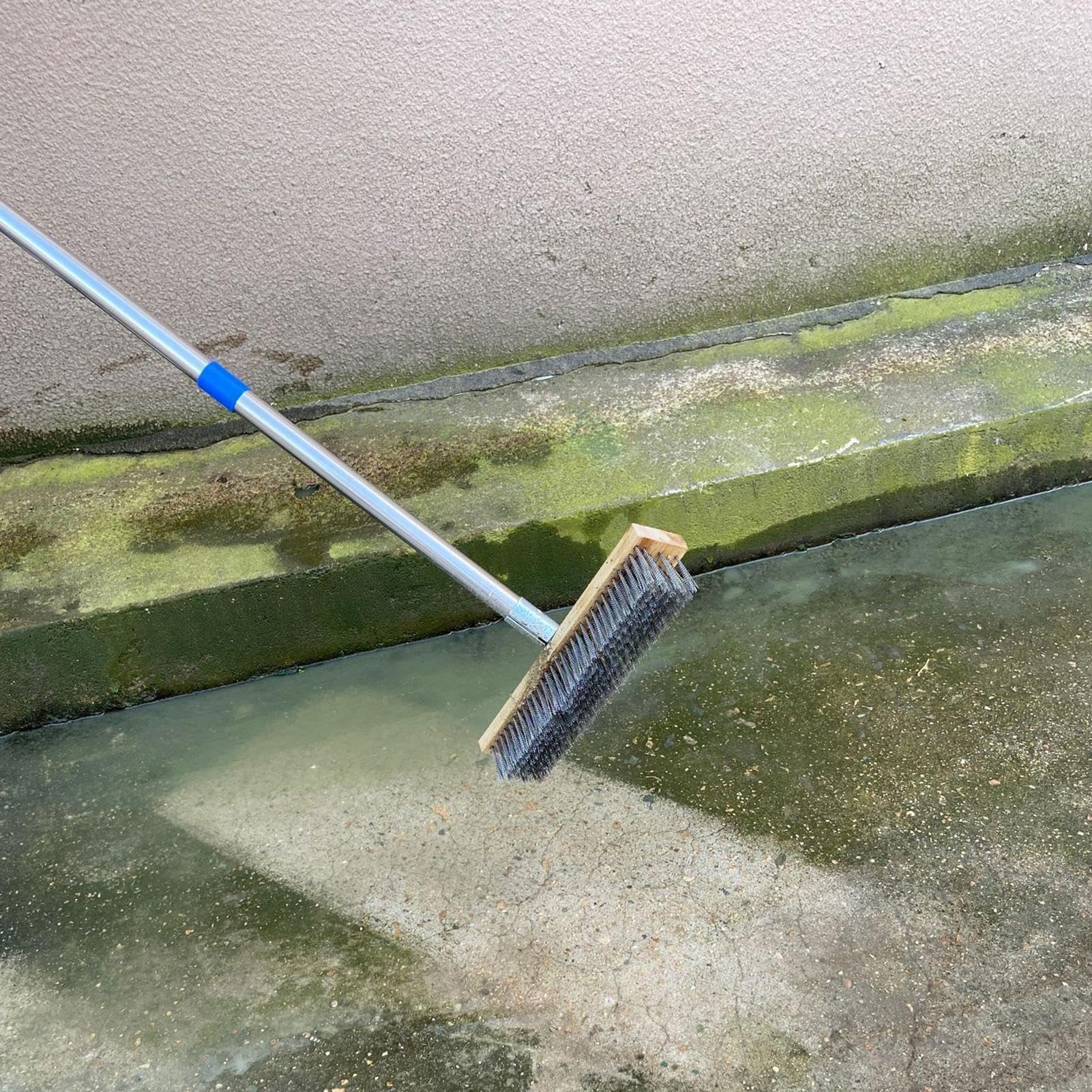 Cepillo de cubierta con mango largo para patio, removedor de manchas de