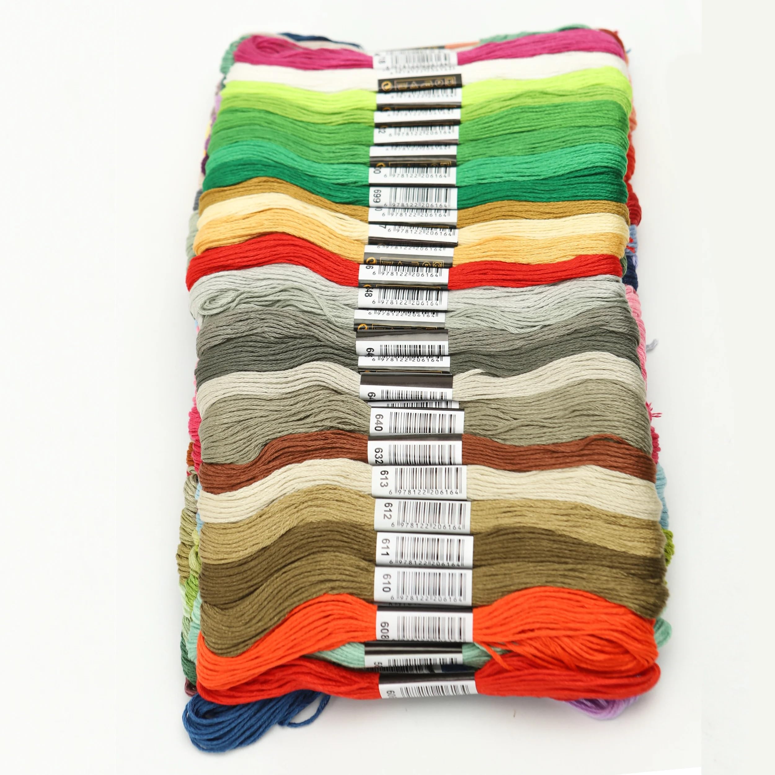 Filo da Ricamo 447 Pezzi Set Punto Croce Filo da Ricamo Interdentale for Principianti Fai Te Artigianato 8M Matassa Senza Colori Arcobaleno