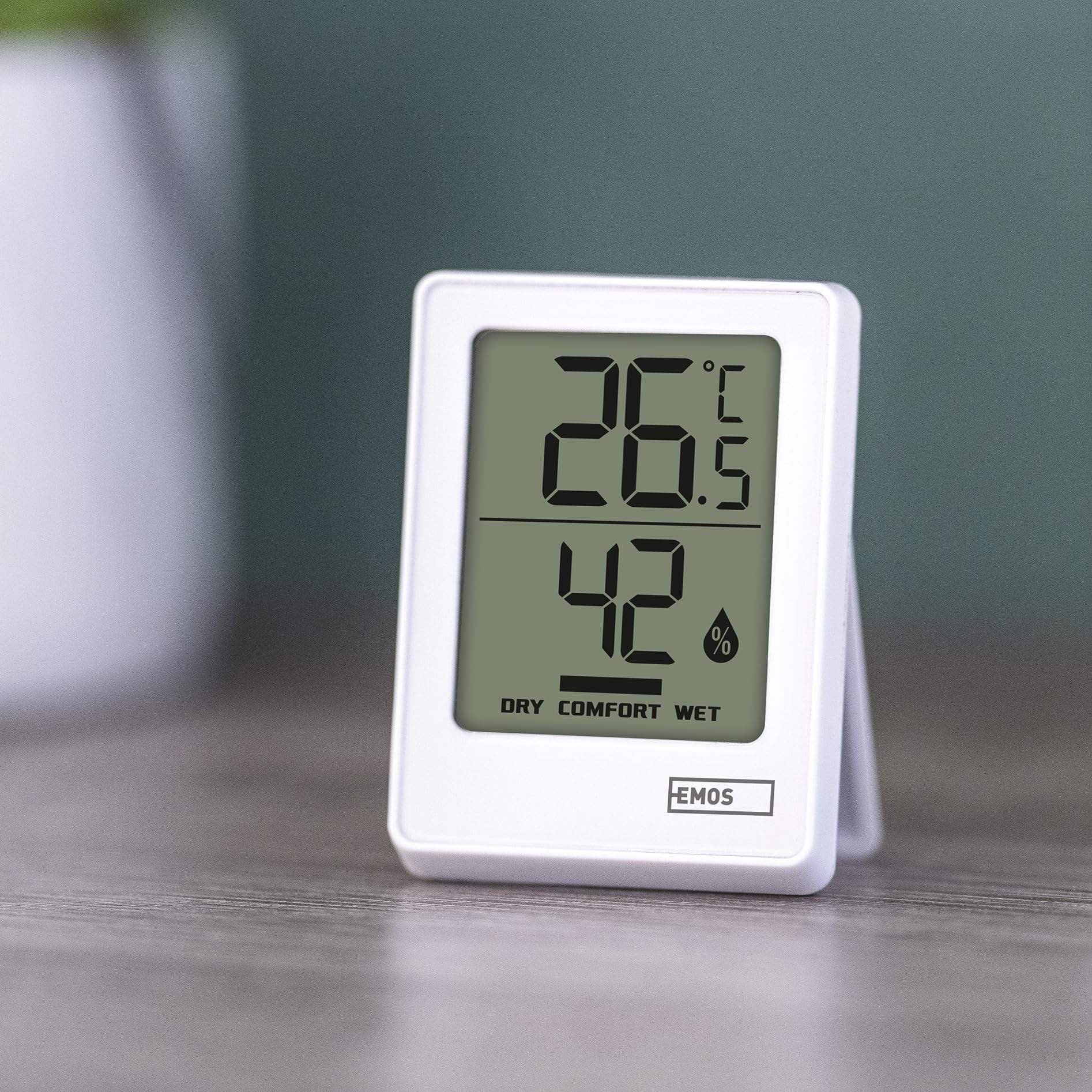 EMOS Termometr wewnętrzny i higrometr, zasilany bateriami (w zestawie CR2032), temperatura wewnętrzna °C/°F, zakres pomiarowy od -10°C do +50°C, symbol komfortu dla wilgotności powietrza w