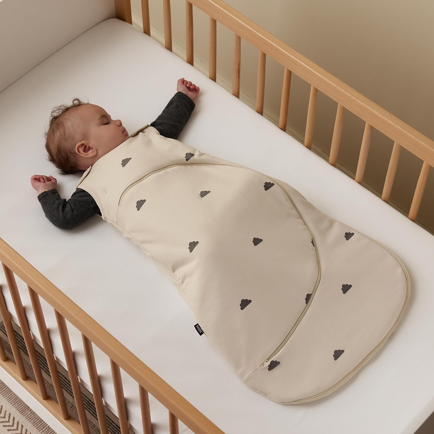 Snuz Baby Sleep Sack with Diaper Zip - Baby Sleeping Bag for Easy Diaper Changes, Super Soft Cotton Sleep Sacks in Summer or Winter Tog with Perfect Fit Poppers, Sand/Cloud, 1 Tog 0-6M