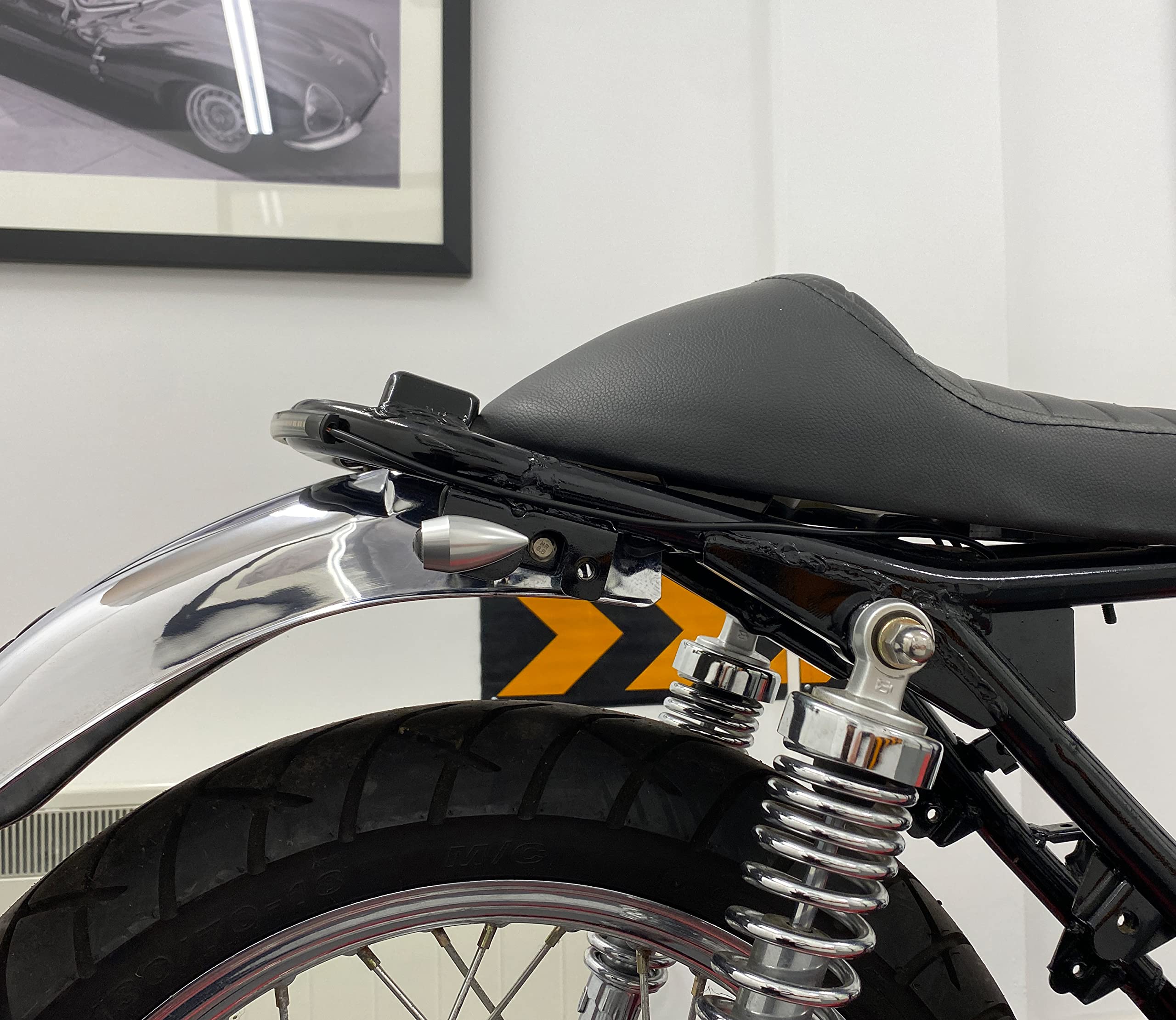 Alchemy Parts Mini clignotants courts arrière de moto avec paire de feux de freinage arrière intégrés intégrés en aluminium poli