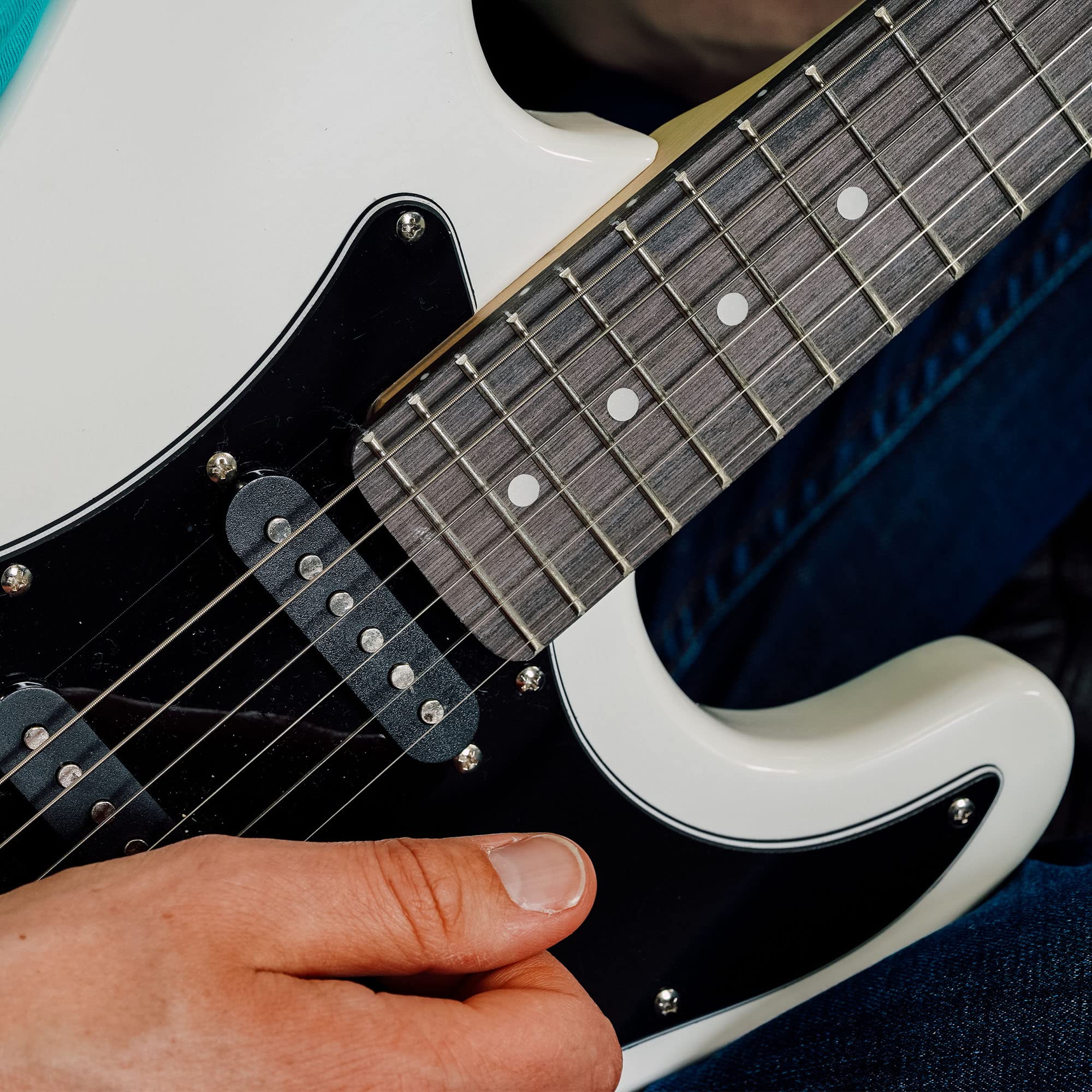 Kit Chitarra Elettrica 3/4 3rd Avenue Con Amplificatore 10W - Nero, Ideale Per Principianti - Foto 4