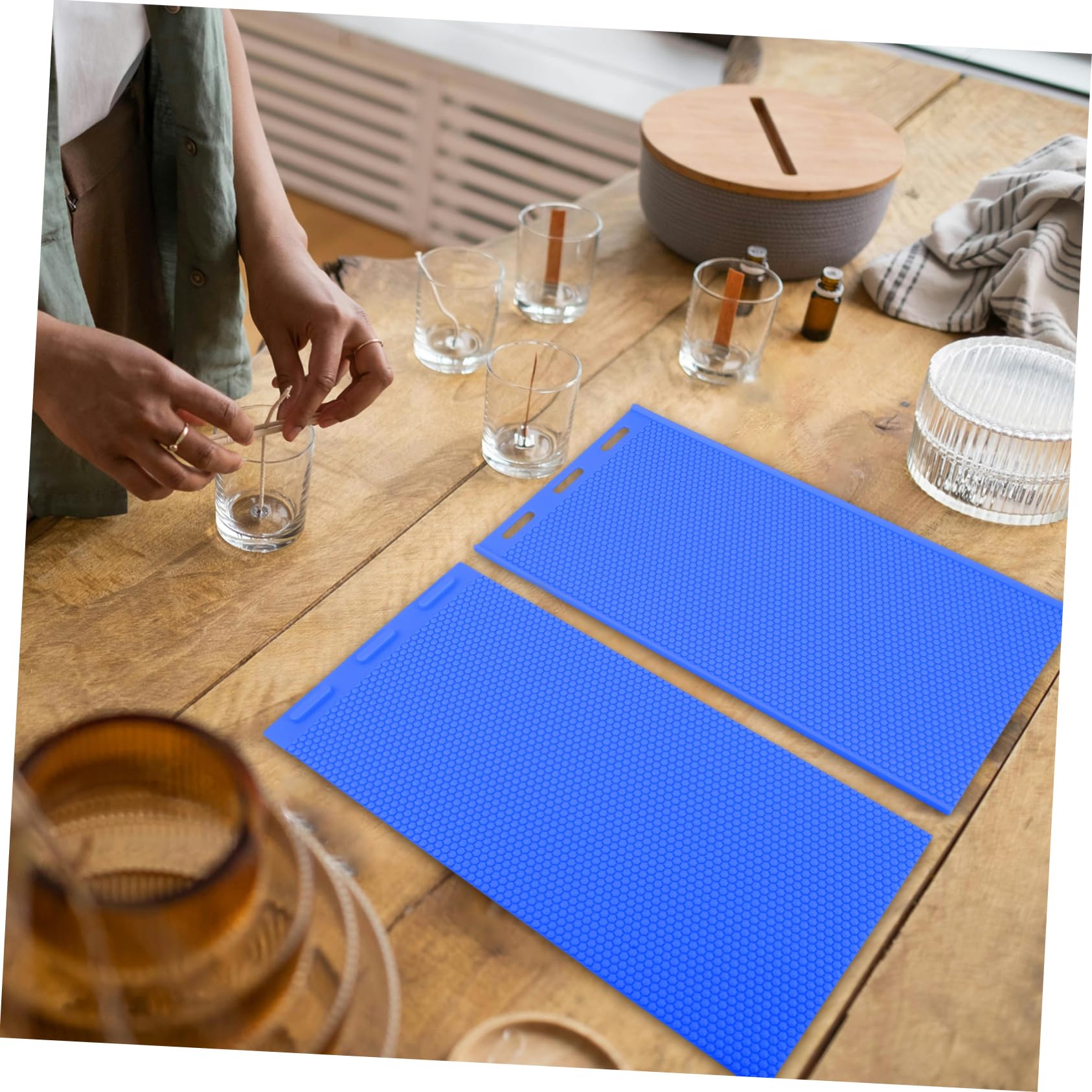 Moule Silicone Nid D'abeille pour Fabrication DIY de Feuilles de Cire D'abeille, Réutilisable et Facile à Nettoyer, Matériau Silicone Bleu Apiculture