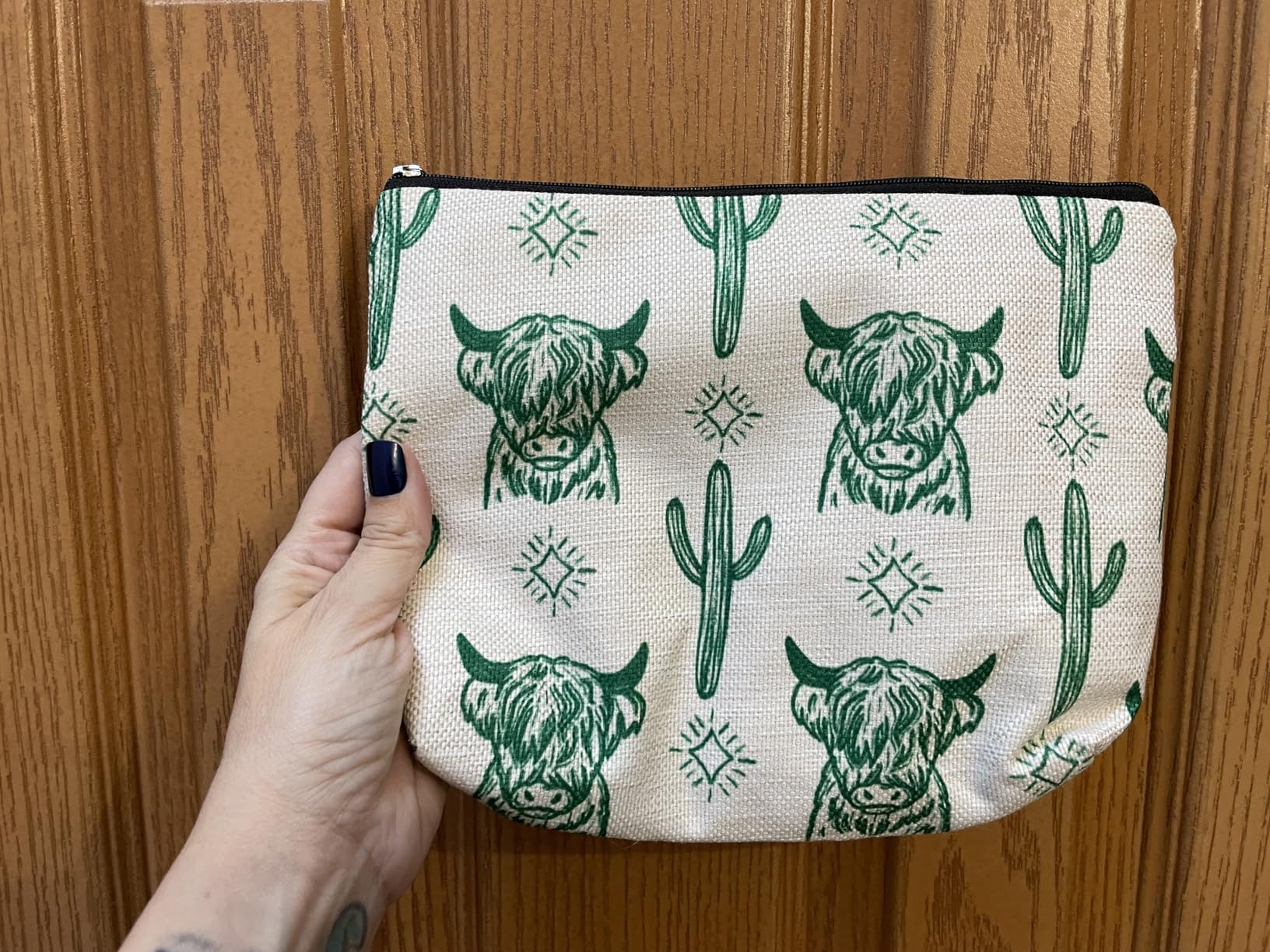 Lacosu Western beige Makeup Bag,Western ,Cow Makeup Bag,Cowgirl Stuff,Western Stuff For Women,Western Gifts,Cowgirl Gifts(beige)