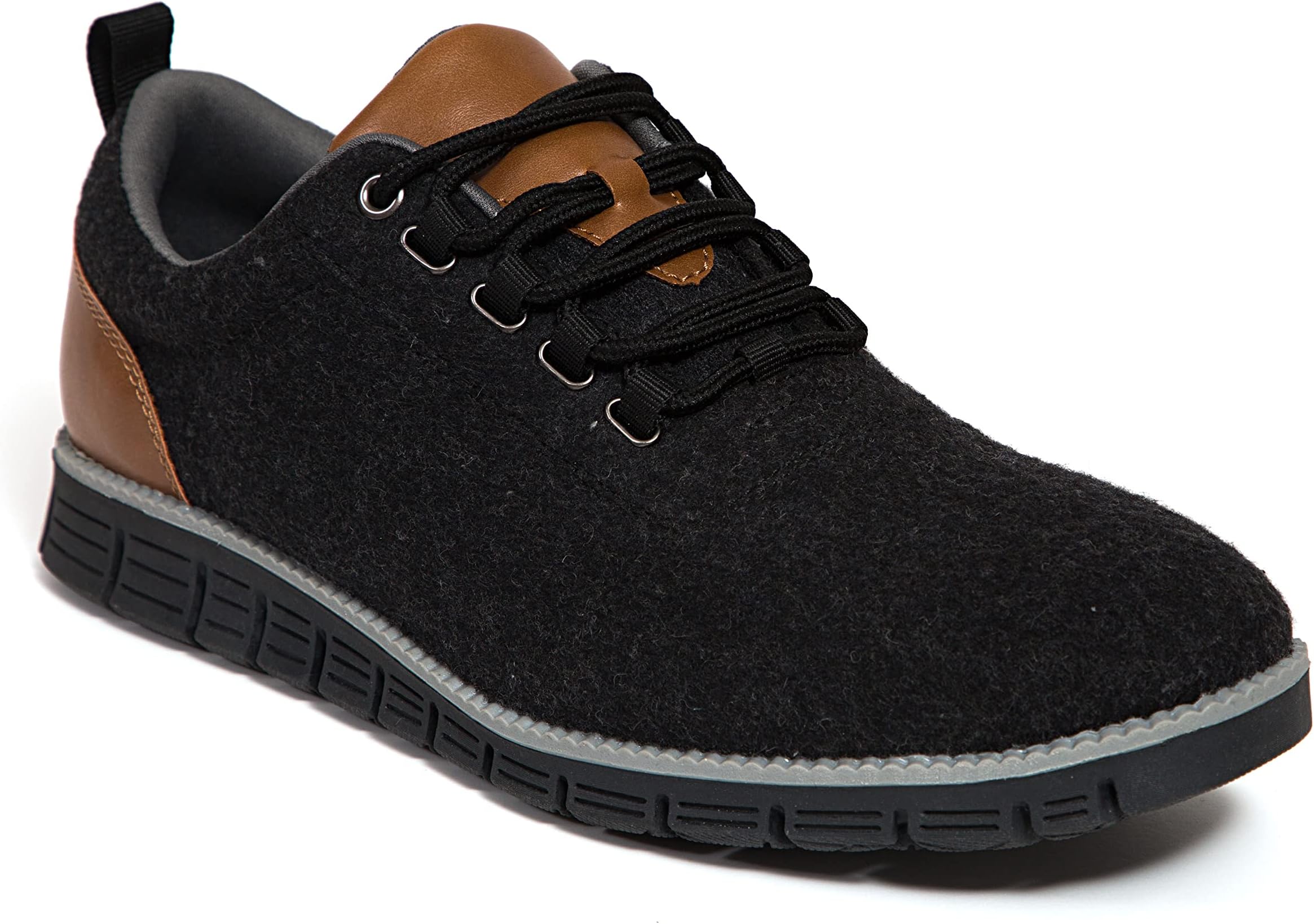 Deer Stags Men's Status Sneaker