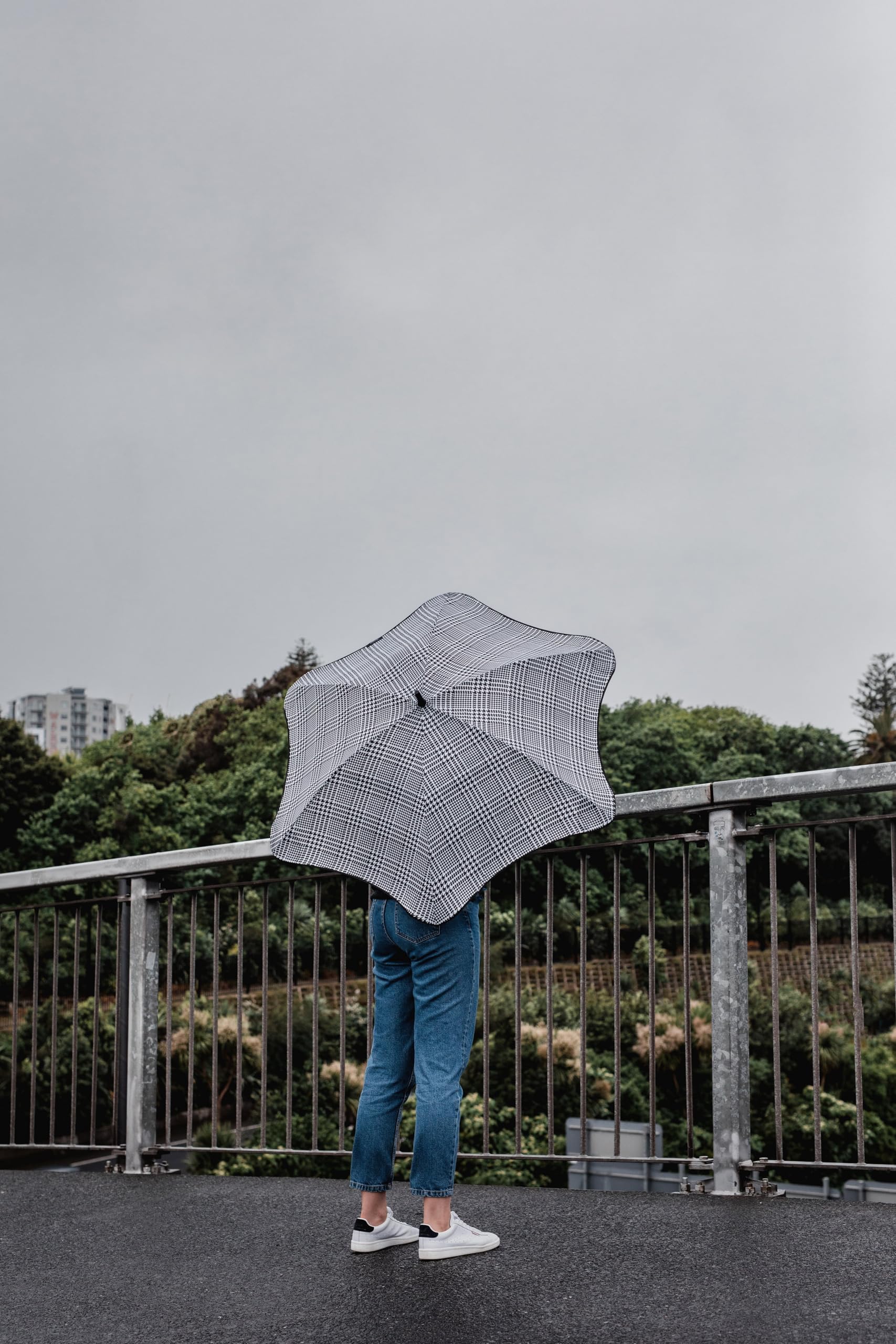 Blunt : Classic Umbrella - Houndstooth – A Date With Mabel