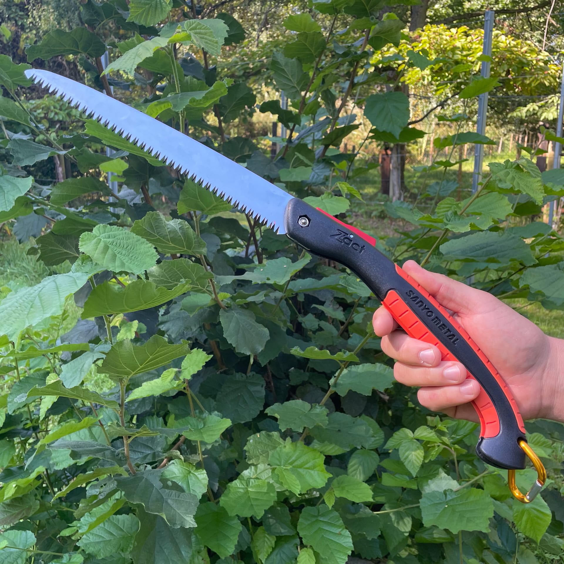 Klappsäge ZACT FS 2400 - Profi-Gartensäge aus japanischem Carbonstahl - Astsäge für Sträucher, Äste und Stämme - Gartensäge mit 24 cm Sägeblatt