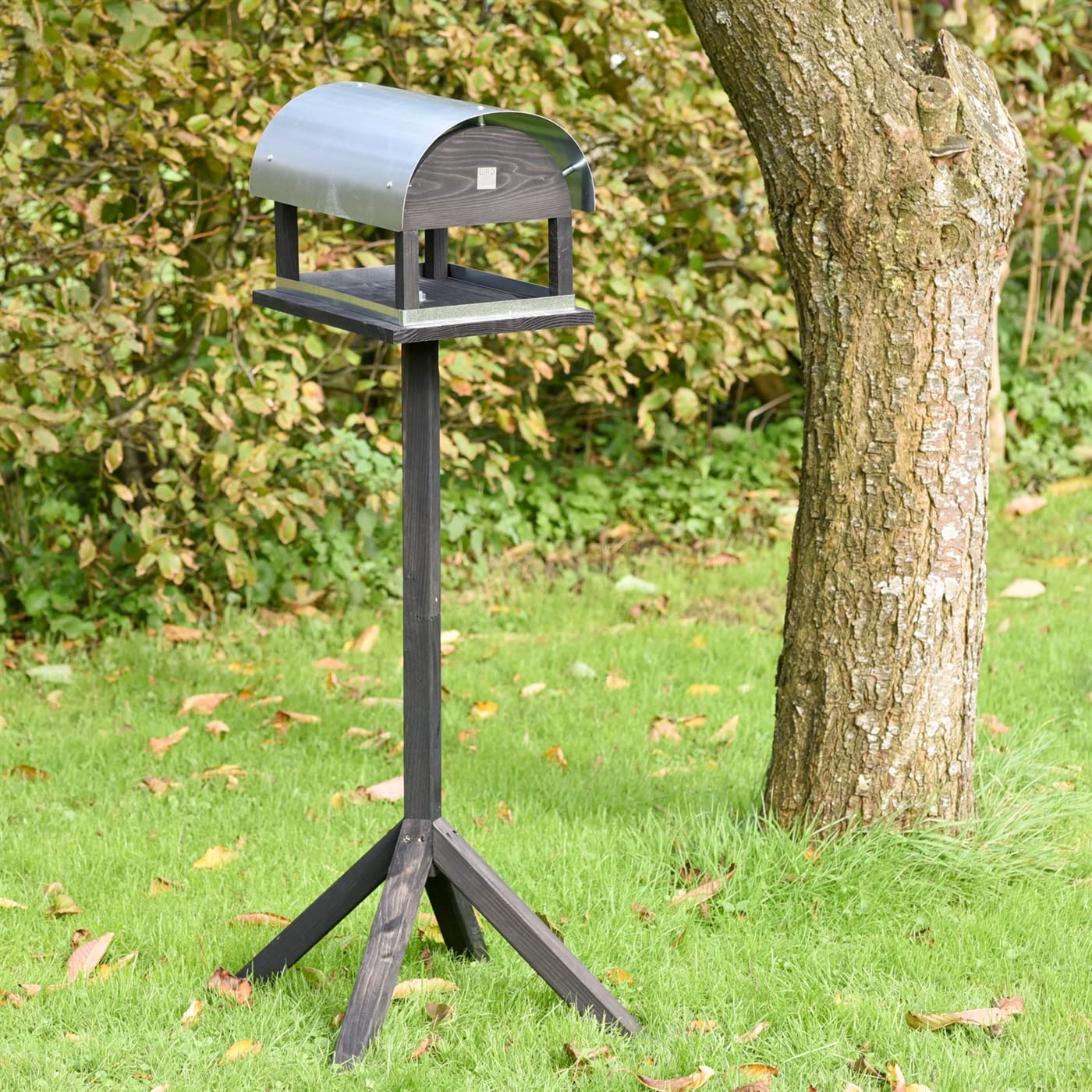 VOSS.garden Vogelhaus Rom inklusive Vogelhausständer, Vogelhäuschen Vogelfutterhaus Holzhaus Futterhaus Gartenhaus, Vogel Gartenvögel Wildvögel Garten