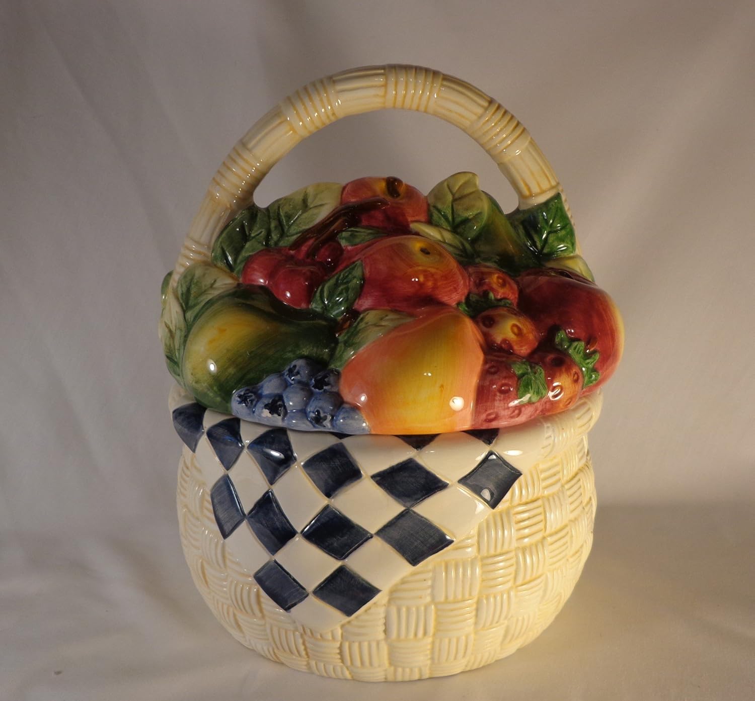 COOKIE JAR SUSAN WINGET BASKET OF FRUIT Home & Kitchen
