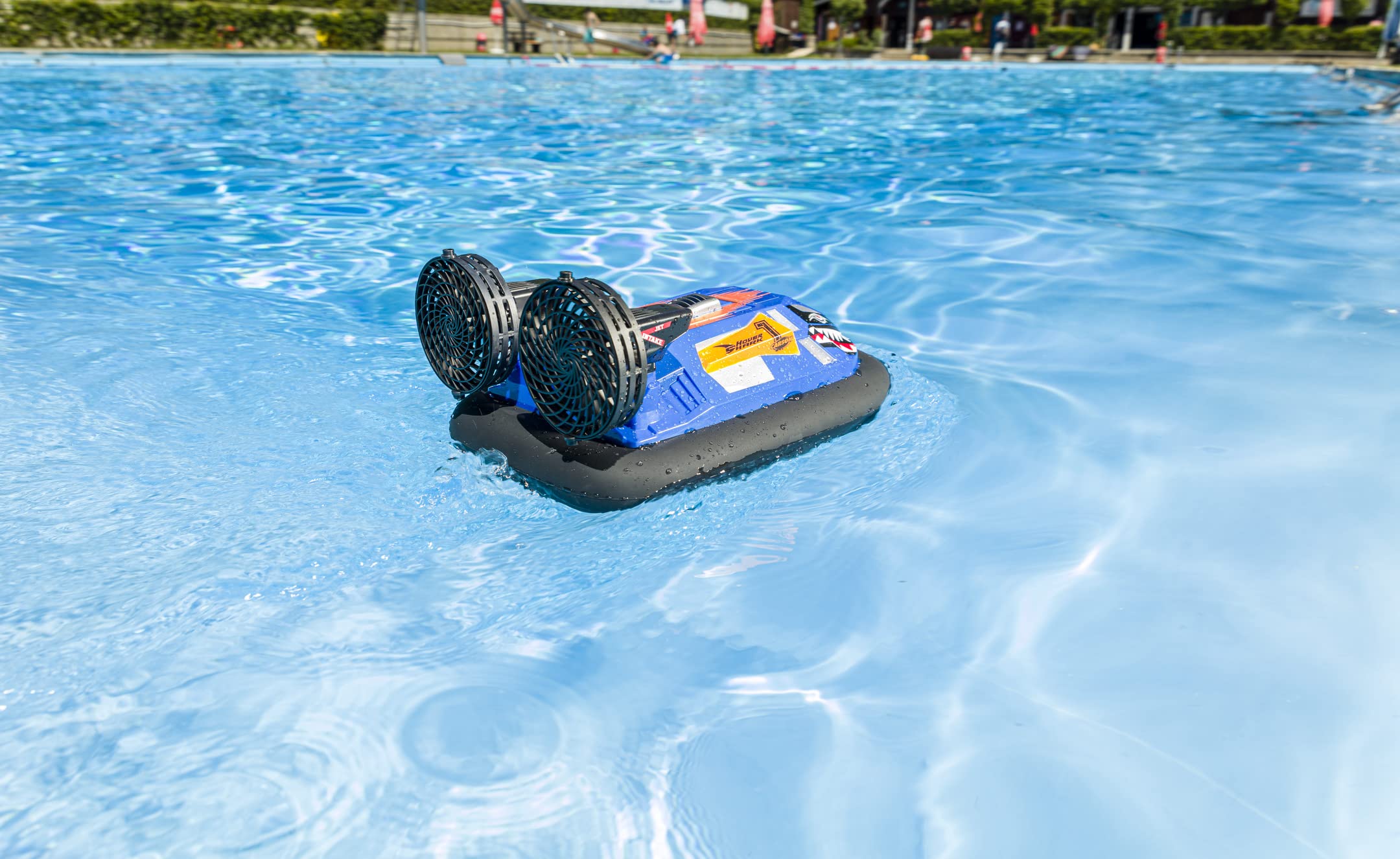 Carson 500108048 Hovershark 2.4G 100% RTR Azul/Naranja - con Mando a Distancia de 2,4 GHz, Barco RC, RC Hovershark, Juguete teledirigido para niños, aerodeslizador