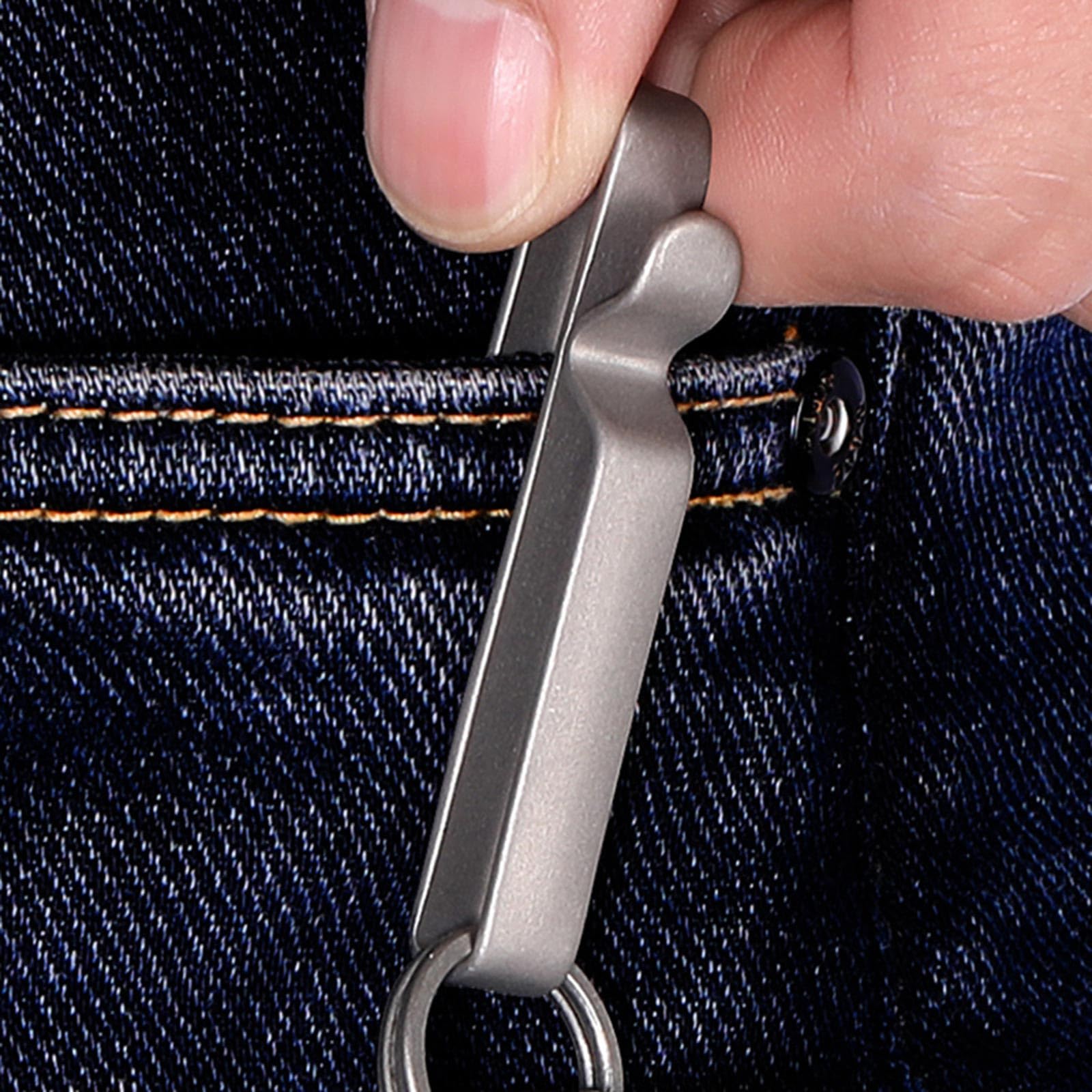 Amazon.co.jp: S 字型両面ベルトキーホルダーチタンベルトループ