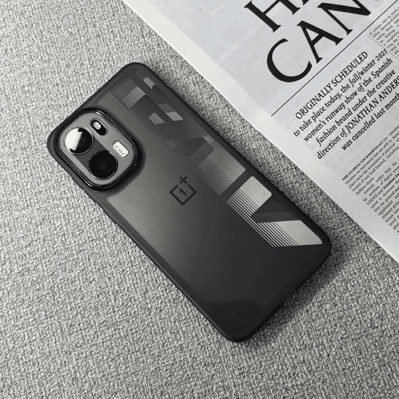 Compatible with Oneplus 15R back Case cover,Transparent backplate, TPU silicone material, Anti fingerprint, Lightweight, anti drop, With built-in lens protection layer，Black