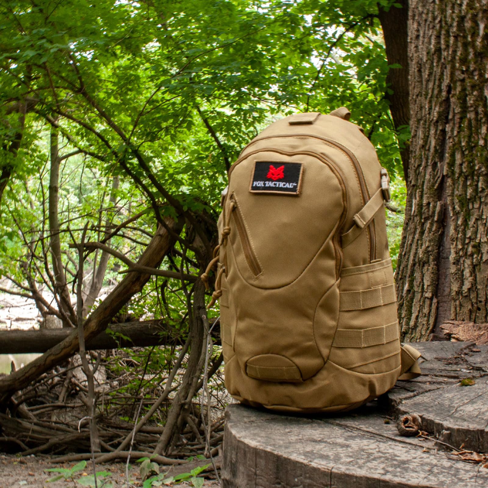 Amazon.co.jp: Fox Outdoor Scout タクティカルデイパック : ファッション
