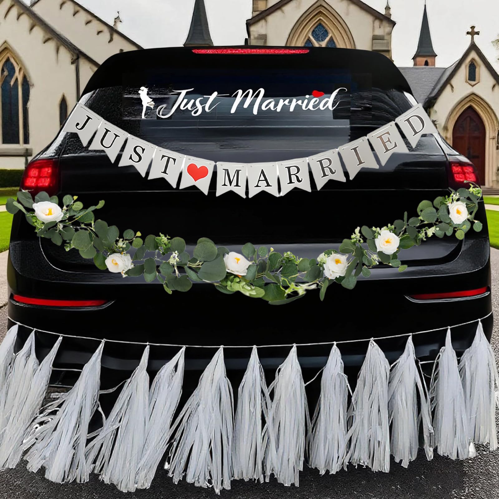 Lot de 4 décorations de voiture « Just Married » avec bannière amovible en papier et pompons pour fenêtre de mariée et marié, lune de miel, escapade, envoi de véhicule