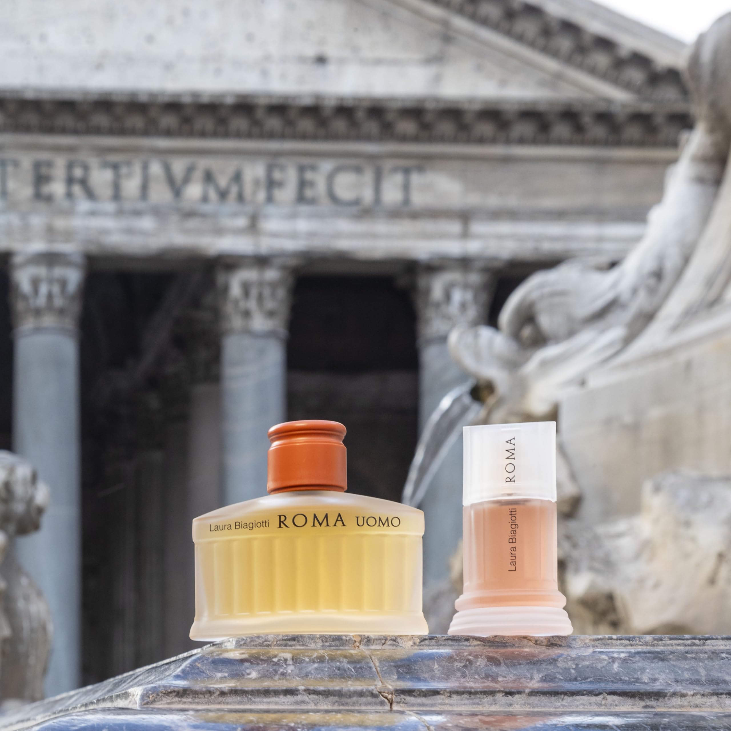 Laura Biagiotti – Roma Donna Eau de Toilette 50 ml – Parfum Damen – Orientalisch-würzige Duftkomposition – Frische und blumige Noten – Ikonischer Flakon inspiriert von dorischen römischen Säulen - 5