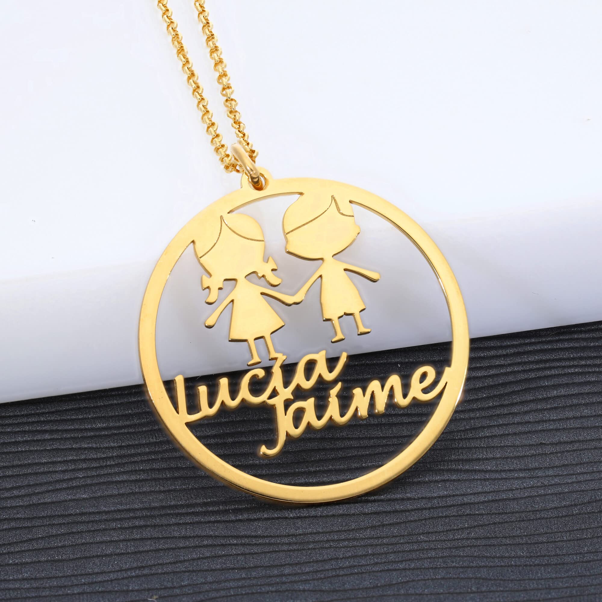Collar con Nombres Niños Personalizado - Añade los Nombres de tus Hijos entre 1 y 3 Niños - Regalo para mamá
