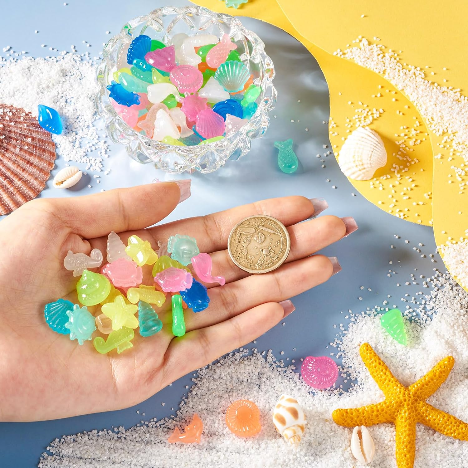 Beadthoven 300Pcs Glow in The Dark Sea Shells Starfish Luminous Pebbles Plastic Seashells Conch Sea Animal Glow Stones for Table Scatters Beach Mermaid Party Decoration Vase Fillers DIY Crafts