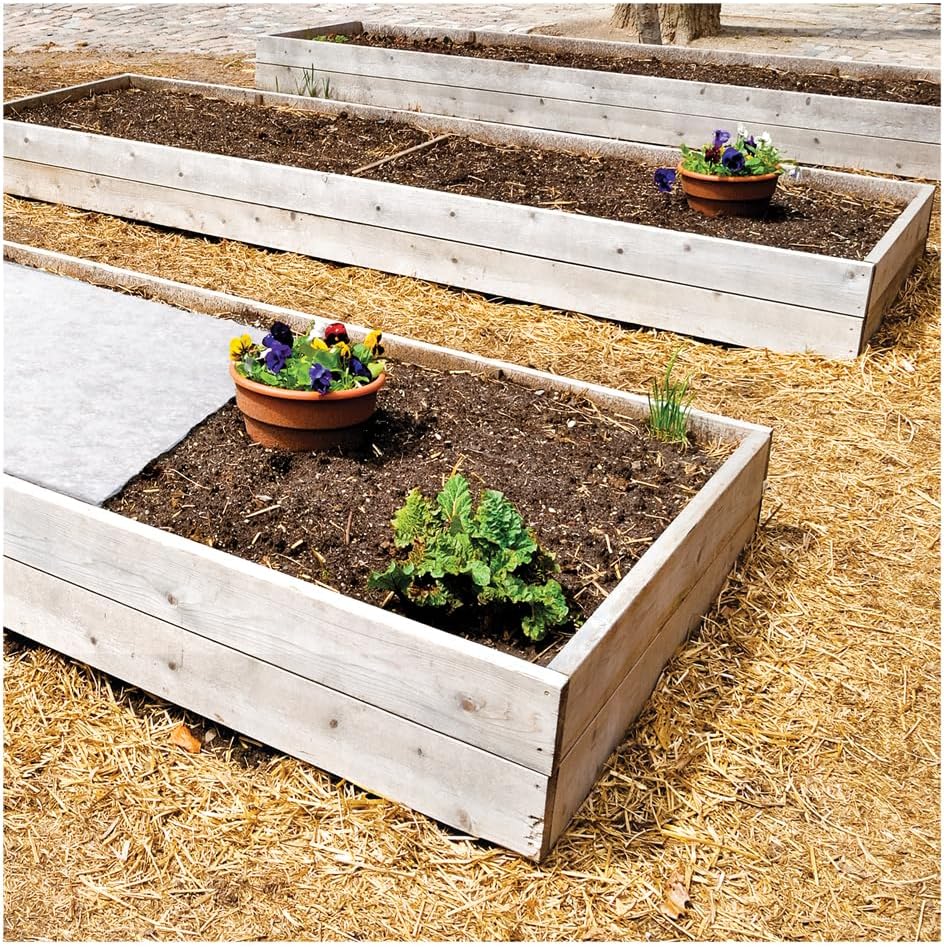 Greenscapes 4' x 100' Straw Blanket Erosion Control and Landscape Weed Barrier Ideal for Gardens, Slopes and More