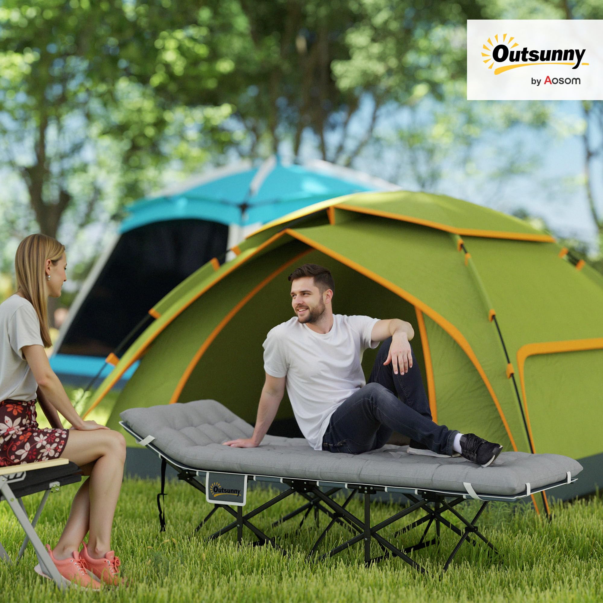 Outsunny Lit de Camping Pliable avec Matelas, Lit de Camp Pliant, Pochette latérale et Sac intégré, transat Chaise Longue en métal et Tissu Oxford, 185 x 68 x 37 cm, Charge 150 kg, Gris Clair