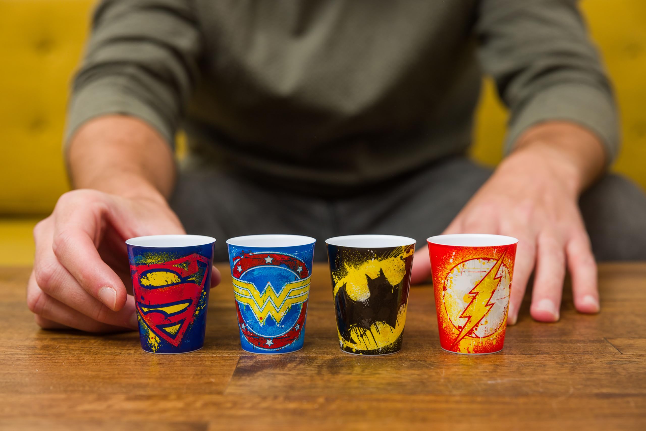 Amazon.com: Silver Buffalo DC Comics Justice League Paint Splatter