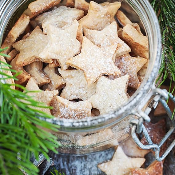 5 Pcs Star Cookie Cutters,Stainless Steel Star Pastry Cutters for Baking | for Kitchen Homemaking DIY Baking Decoration Christmas Halloween Easter Thanksgiving,Durable and Easy to Clean(5 Sizes)