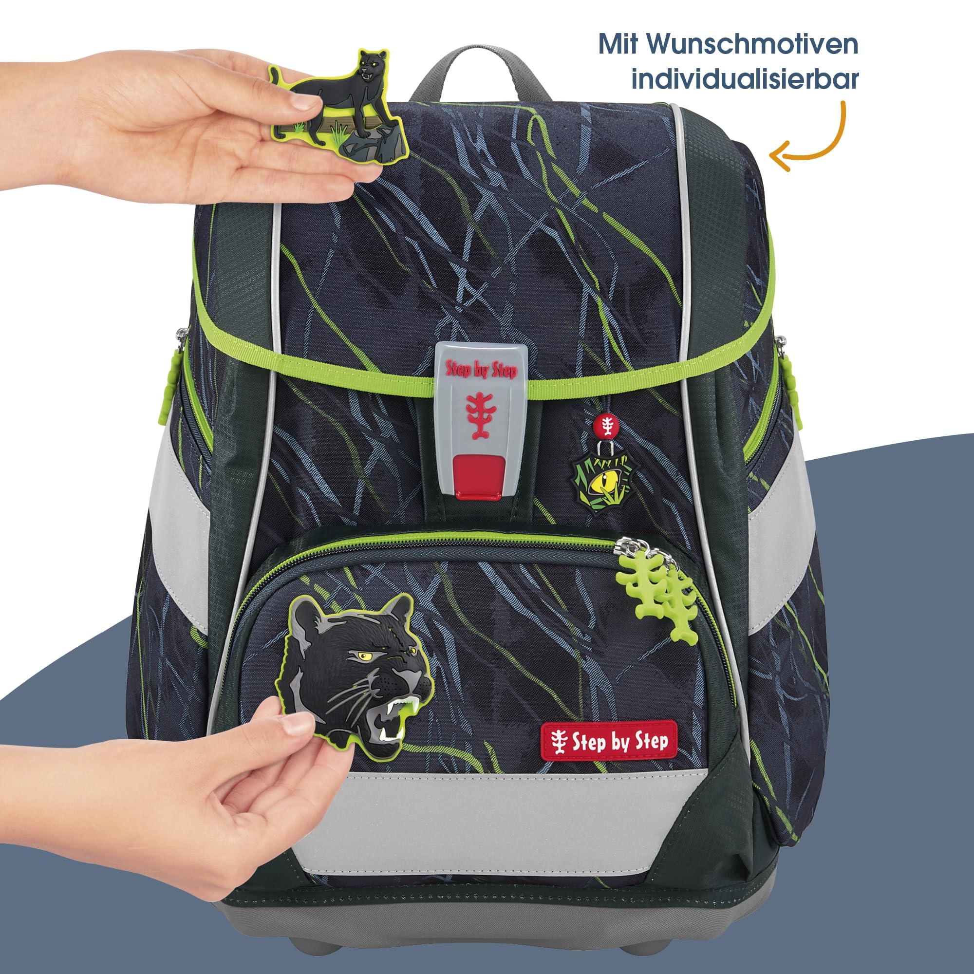 Step by Step Schulranzen-Set 2IN1 PLUS „Danger Cat Chiko“ 6-teilig, grau-grün, Dschungel-Design, ergonomischer Tornister mit Reflektoren, höhenverstellbar mit Hüftgurt für Jungen ab der 1. Klasse, 19L