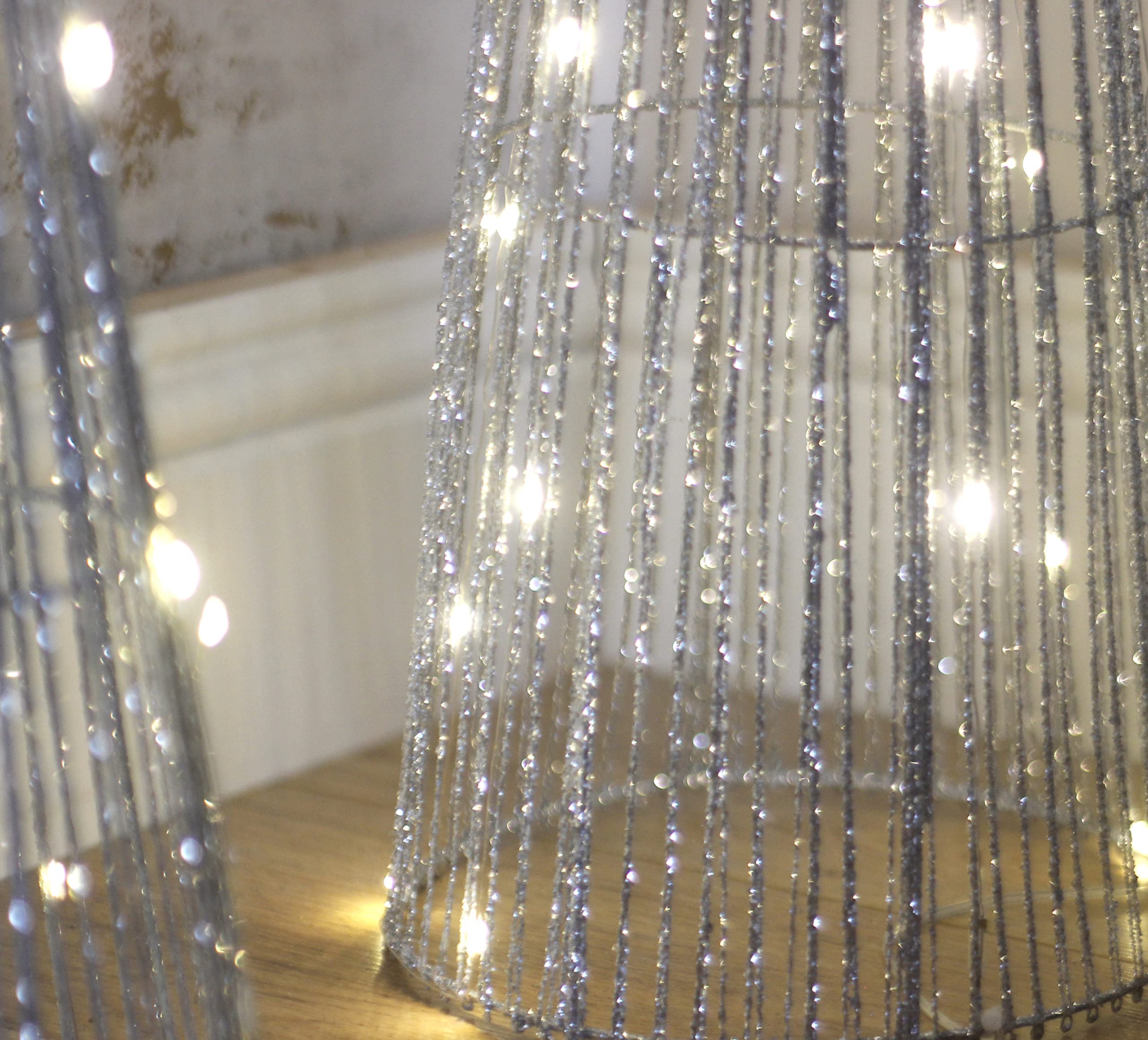Marco Paul - Juego de 3 Árboles de Navidad Modernos Con Forma de Cono - 90 Luces LED, Iluminado Con Alimentación Eléctrica - Decoración de Suelo Luminosa