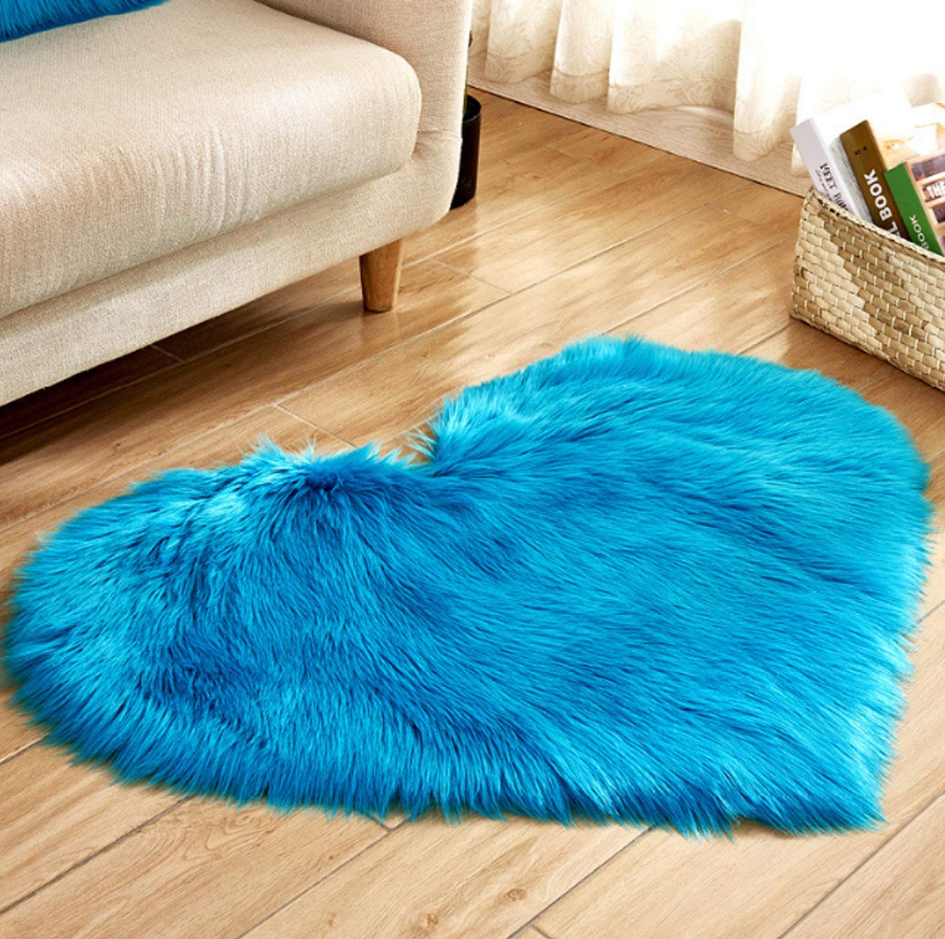 Super Soft Faux Sheepskin Fur Area Rugs Heart Shaped Rug