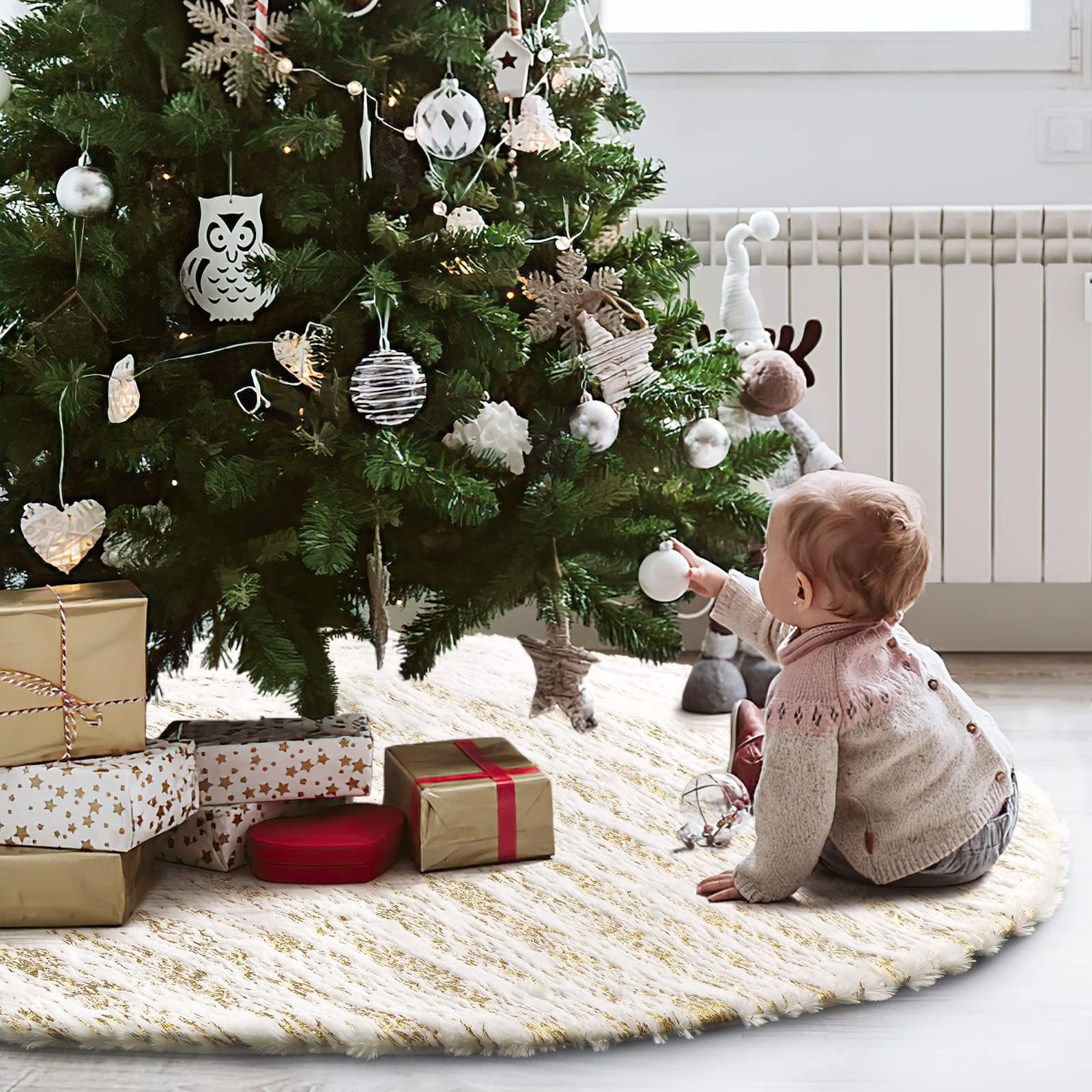 Dremisland Jupe de sapin de Noël blanche et dorée en fausse fourrure avec rayures à paillettes - Jupe de sapin en peluche douce pour décoration de sapin de Noël, fête d'hiver, vacances (doré, 122 cm)