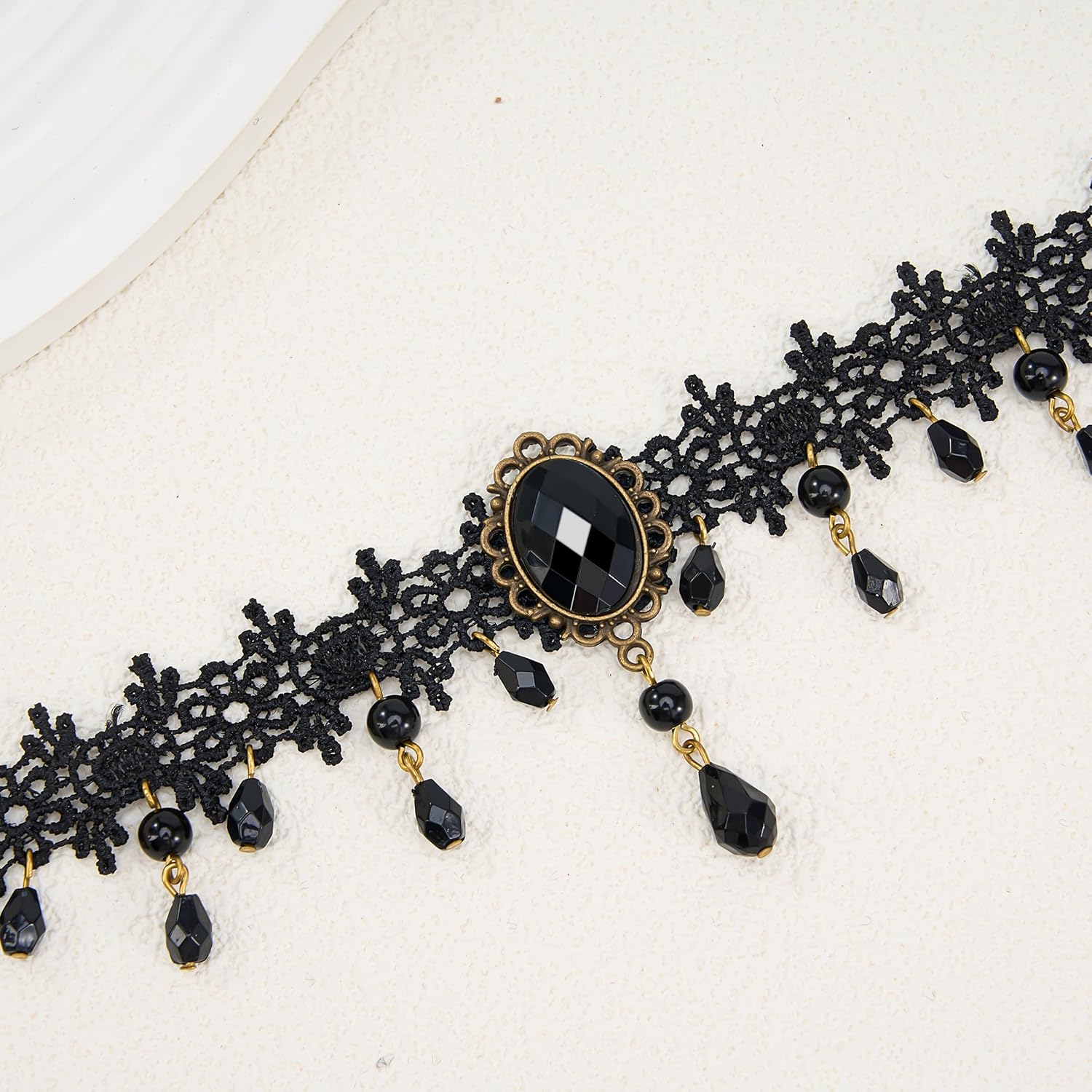 Choker Necklace for Women, Adjustable Goth Punk Black Choker Necklace, Highlights Your Collarbone Area - Image 4