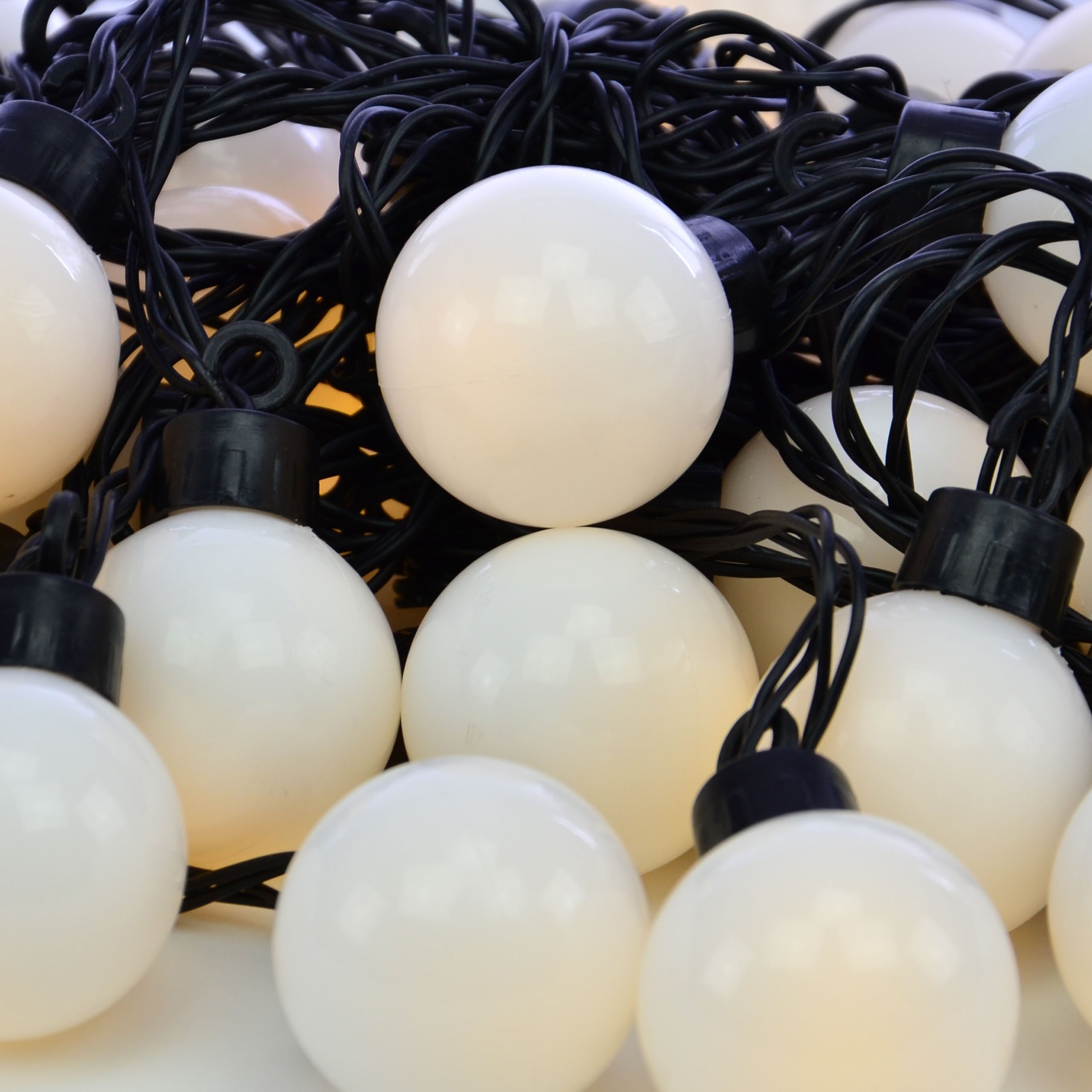 LED Partylichterkette Mit 20 Warm-weißen Kugeln – 16 M Gesamtlänge, IP44 Für Innen & Außen | Ideal Für Garten, Hochzeit & Weihnachten