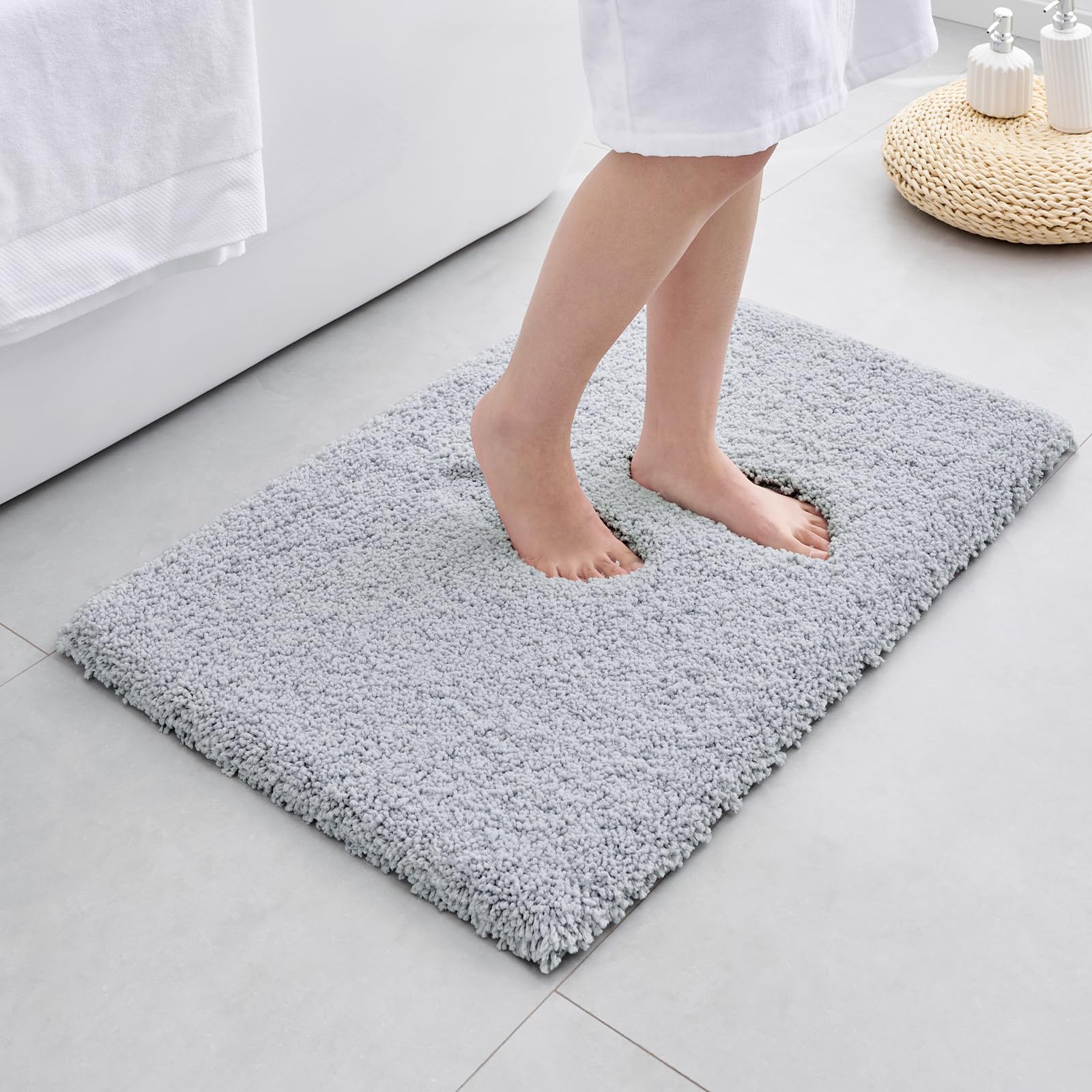 Bathroom Rugs 36" × 24" , Extra Soft Absorbent Microfiber Bath Rugs,Silver