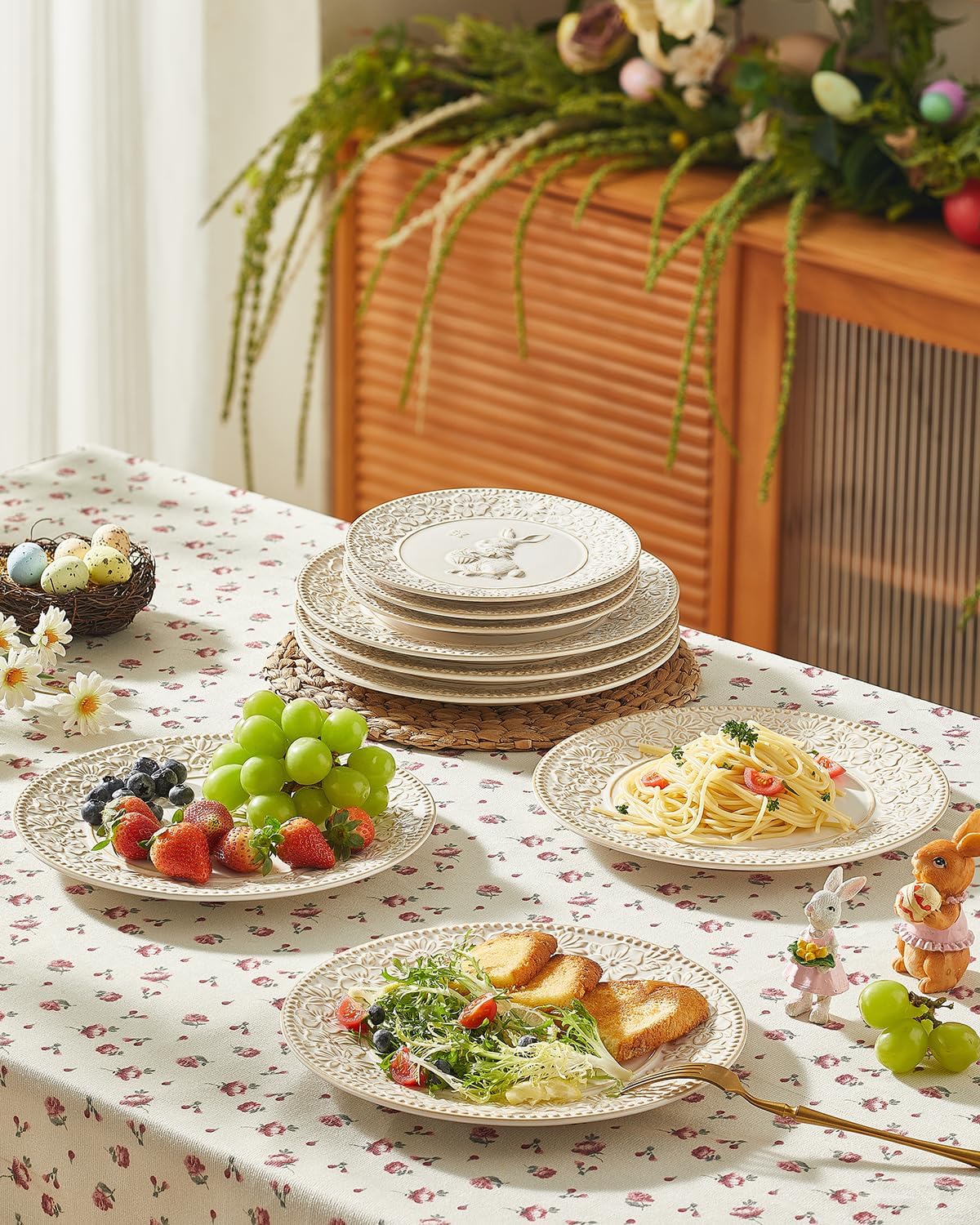 Easter Dinner Plates, 10 Inch Ceramic Bunny Plate Set, Embossed Floral Serving Dish, Dishwasher & Microwave Safe, Set of 6, Cream White