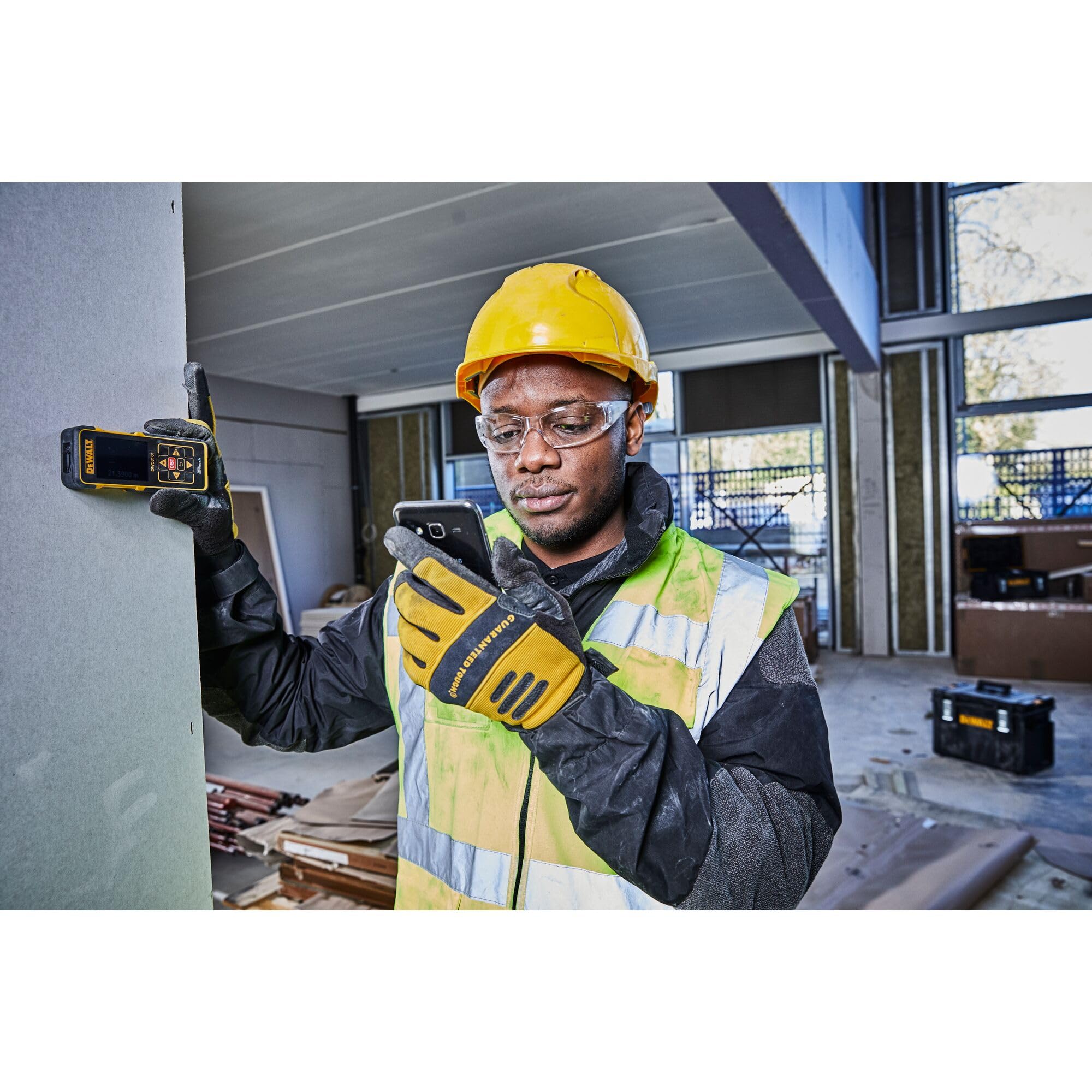 DEWALT DW03101-XJ - Medidor láser de distancias con alcance de 100 m