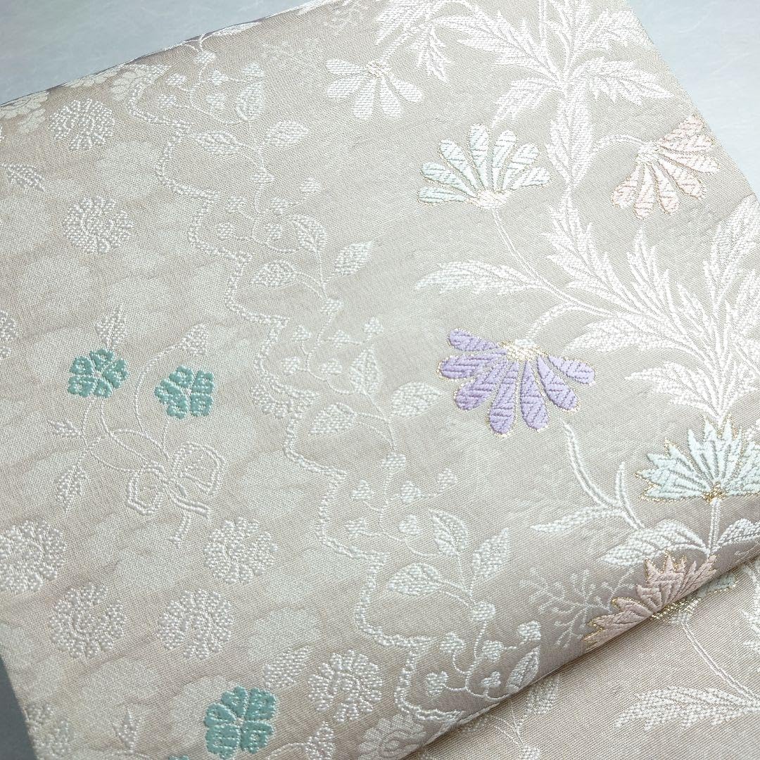 正絹 名古屋帯 弥栄織物謹製 ヨーロピアン唐草図案 ピンクベージュ お