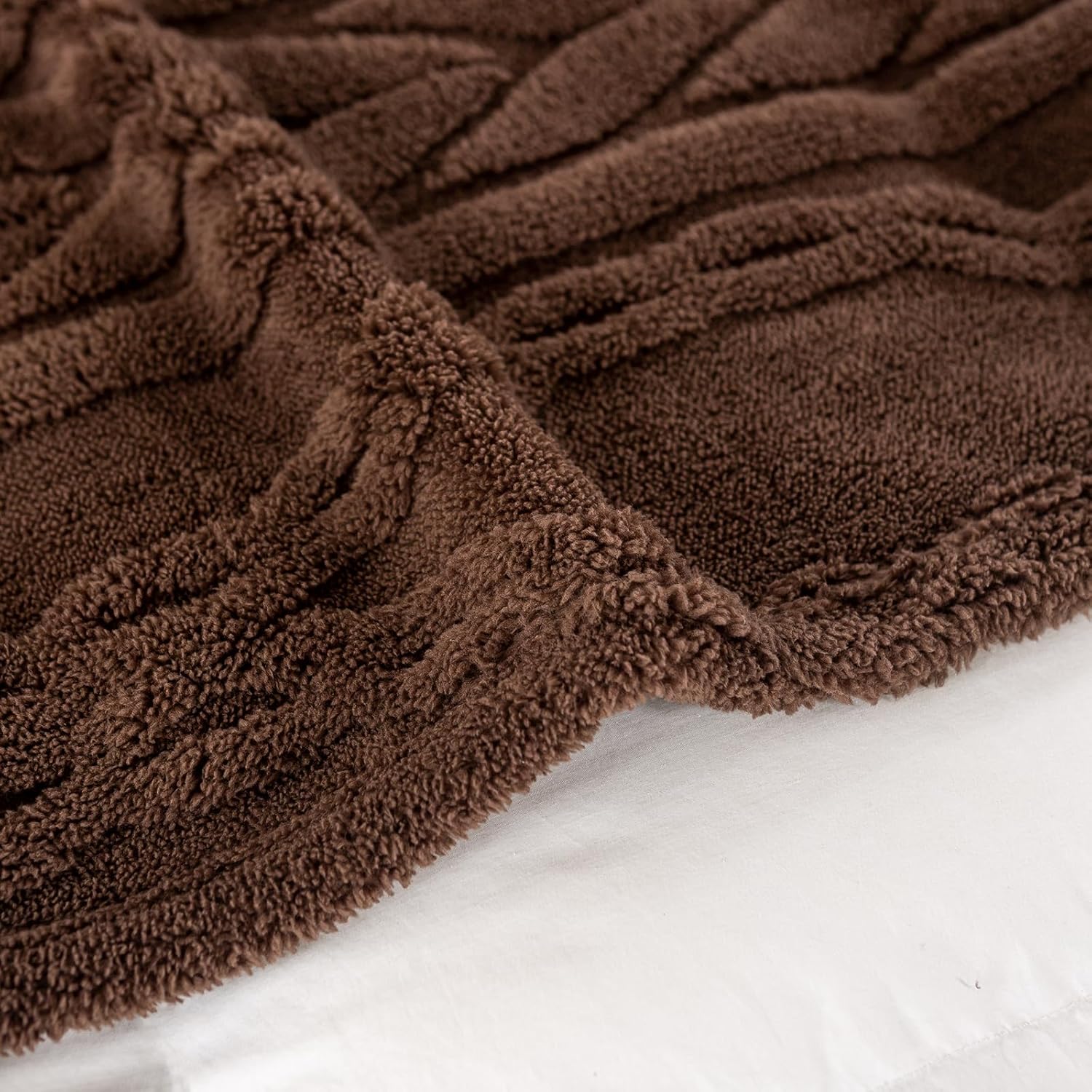 YUSOKI Sherpa Large Throw Blanket Single Layer,Light Weight(1.7lb),370GMS-3D Stylish Design for Gift Home Decor (Brown,50"x65") - Image 8