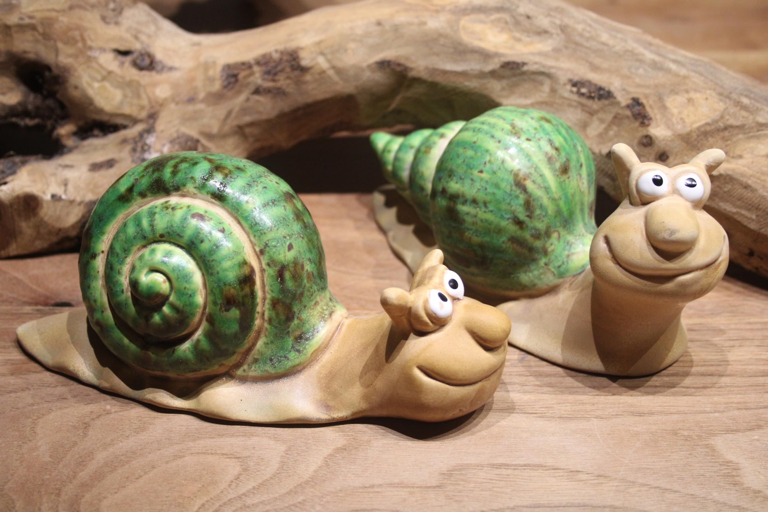 Holzwurm Set di 2 lumache grandi in ceramica con casetta verde, L 19 cm, H 8 cm