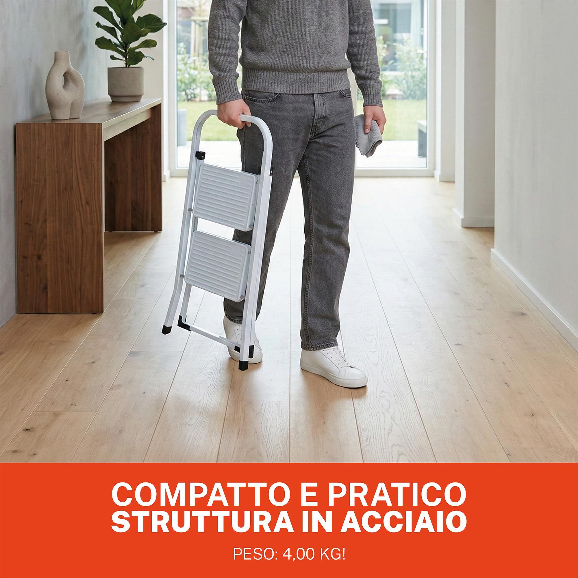 GIERRE Selecta Scaletta 2 Gradini in Acciaio 90H x 48 cm Scaletta Pieghevole Salvaspazio Ampia Superficie d'Appoggio del Gradino 20 x 30 cm Piedini Antiscivolo in Plastica