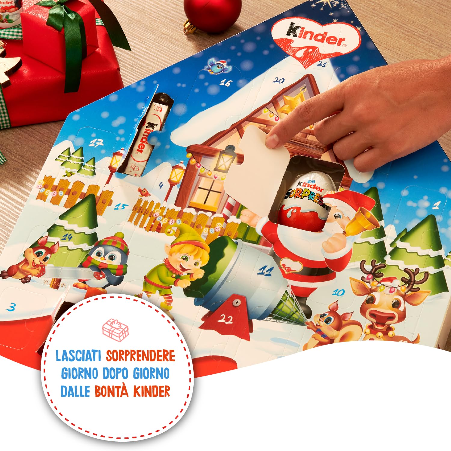 Kinder Chalettone - Calendario Avvento 2023, 30 Cioccolatini e Snack Assortiti Kinder, con Speciale Videomessaggio da Babbo Natale, Idea Regalo, Confezione da 351 gr