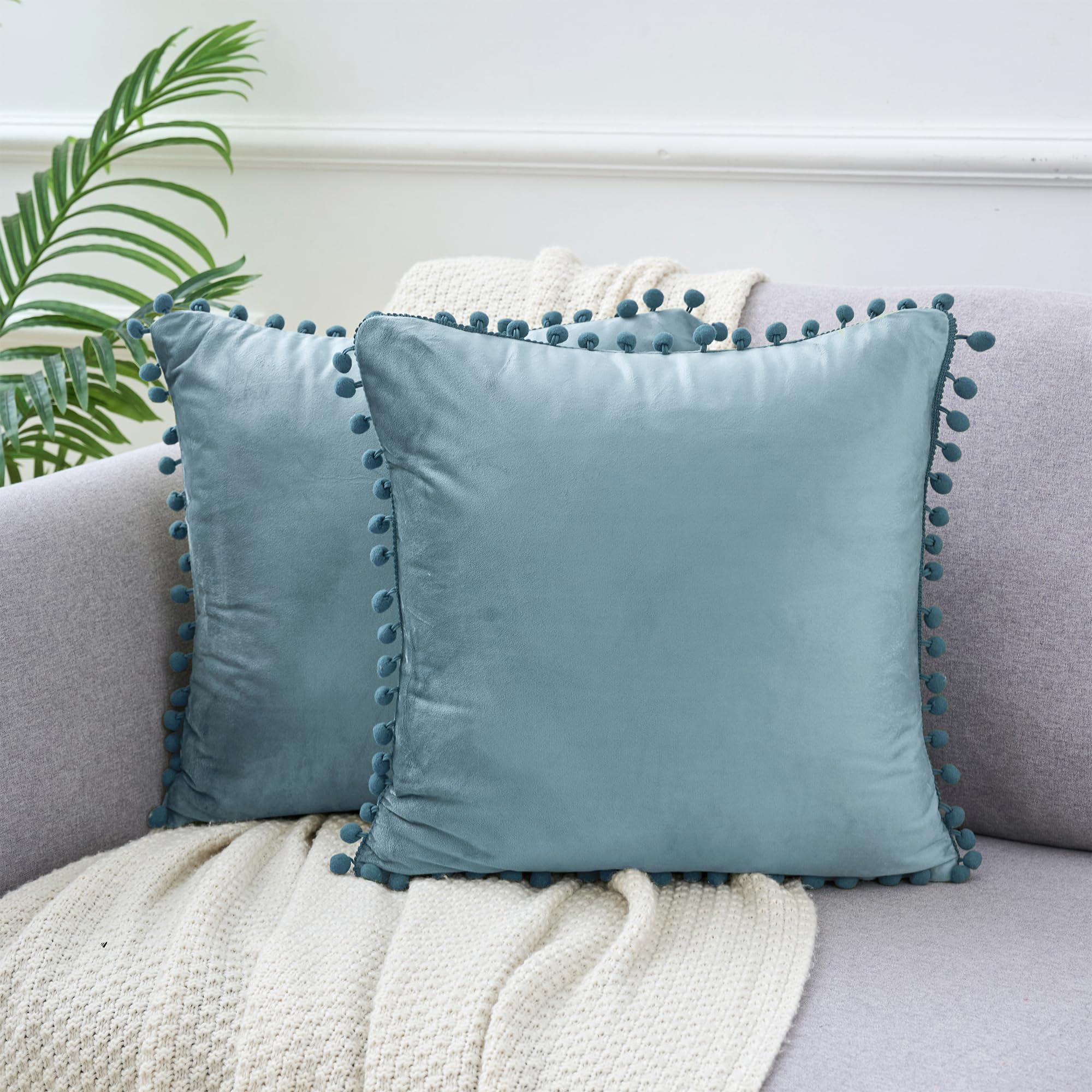 Uxcell Pack of 2 Velvet Throw Pillow Covers with Pompoms Decorative Pillow Cases Fringe Cushion Covers Velvet Square Sham for Farmhouse Bedroom Living Room Blue 40 x 40 cm