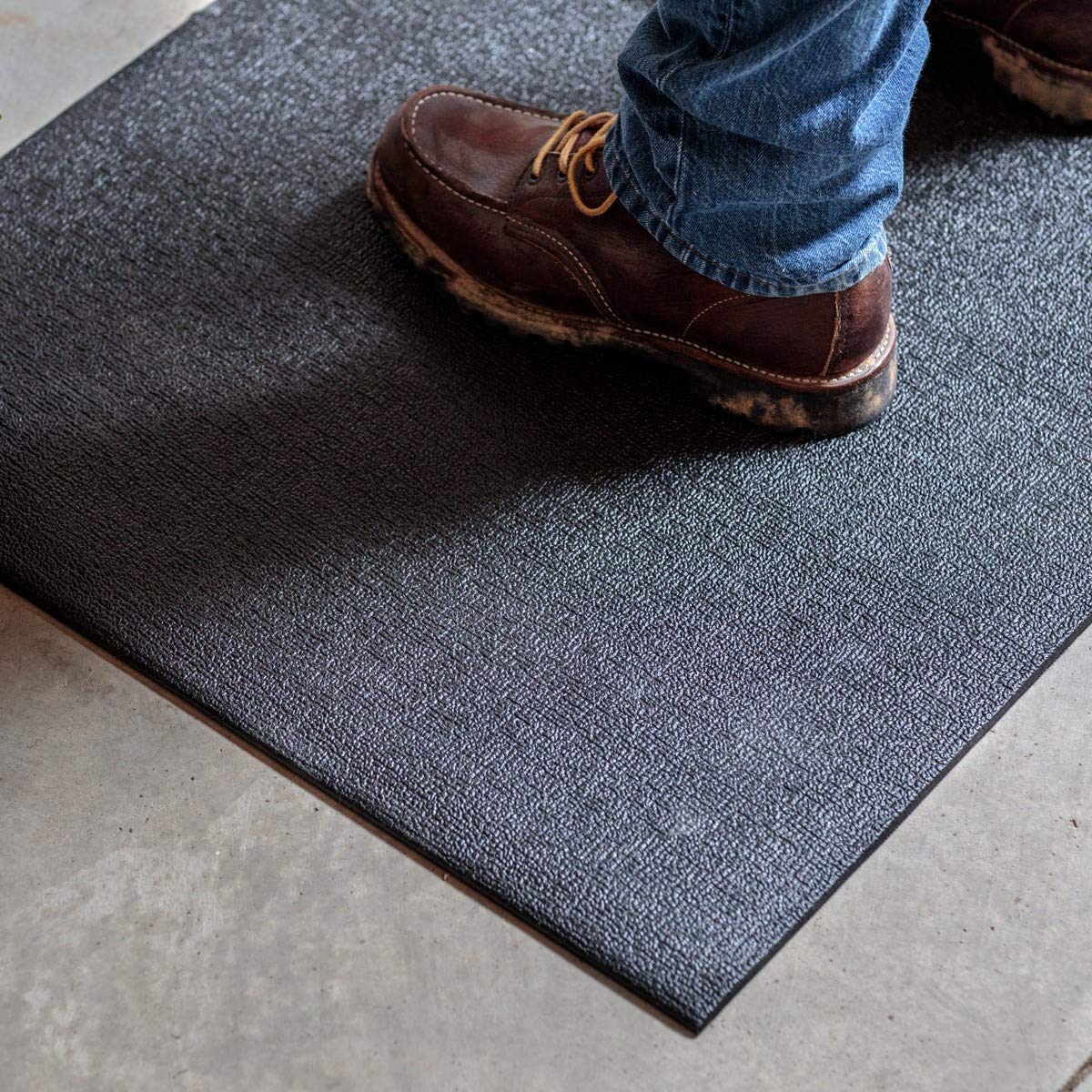 Duck Brand Alfombrilla de taller antifatiga [no adhesiva]: 38 in. x 24-3/4 in. (Negro)