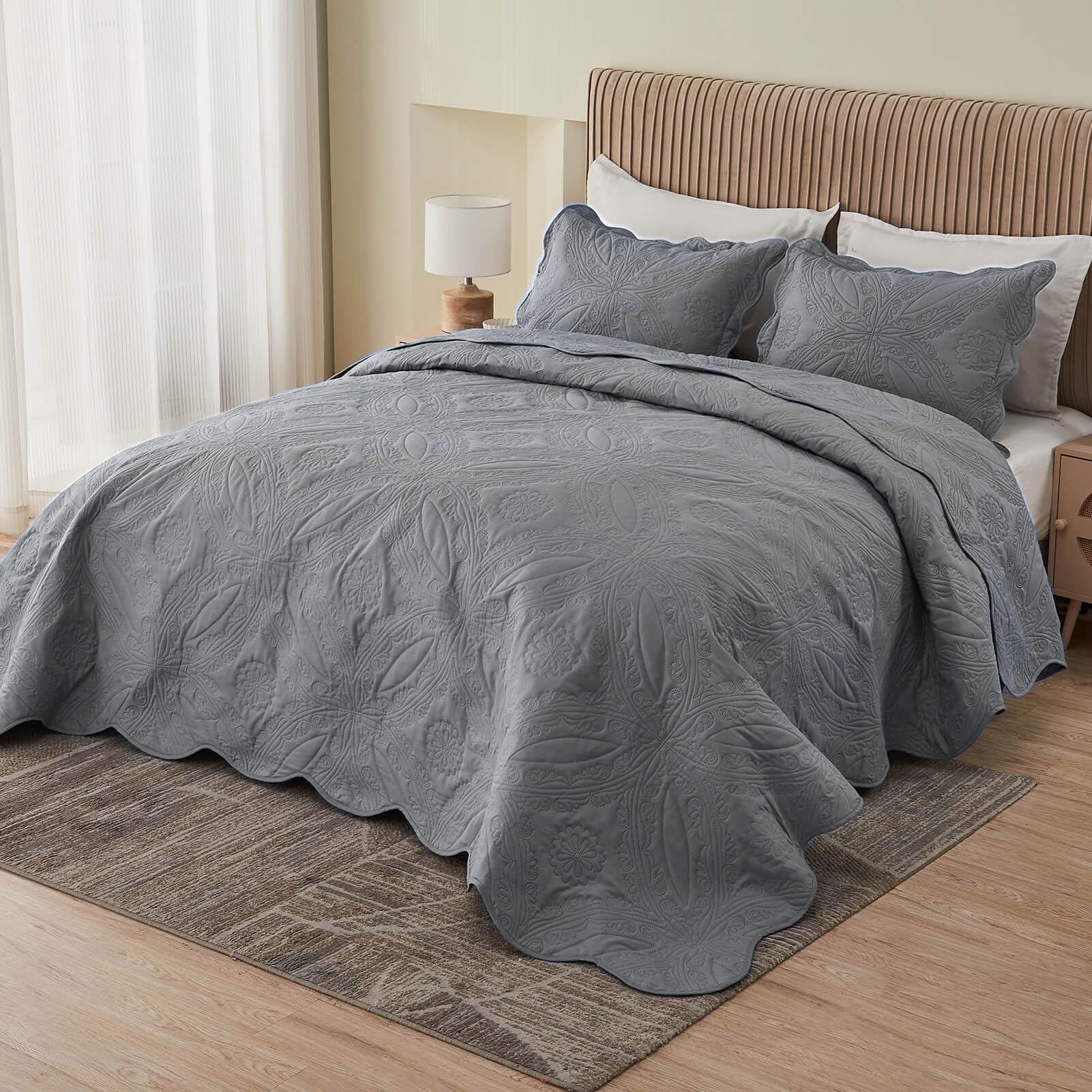 Kingnex Oversized King Bedspread 128x120 Ultrasonic Quilted Grey