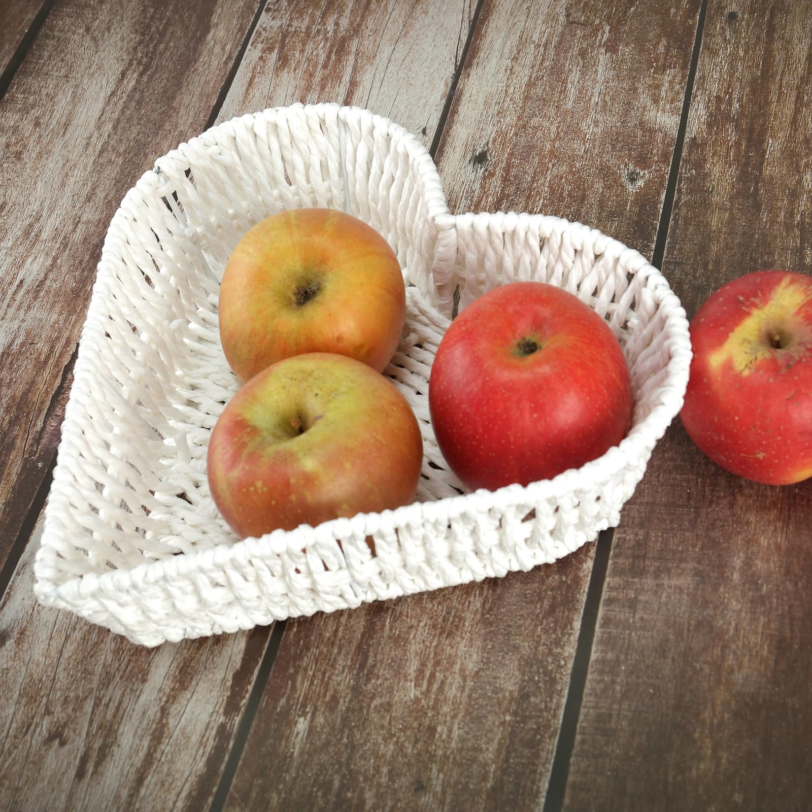 Amazon.co.jp: BinaryABC ハート型ラタンバスケット、フルーツ野菜パン