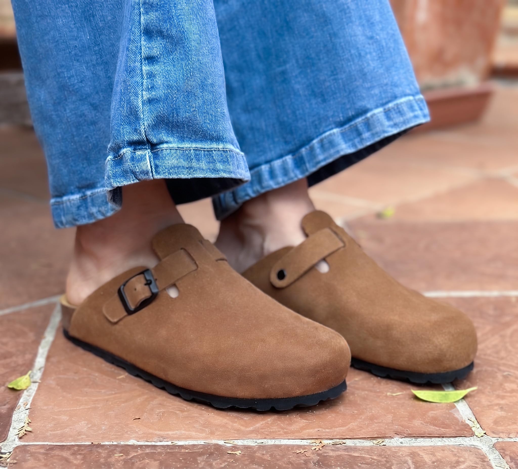 Zoccoli in Pelle con Sottopiede in Sughero, Vera Pelle, Sughero Naturale, Fibbia Regolabile al Piede, Sabot Uomo/Donna, Suola Antiscivolo in Eva, Sandali di qualità Made in Spain