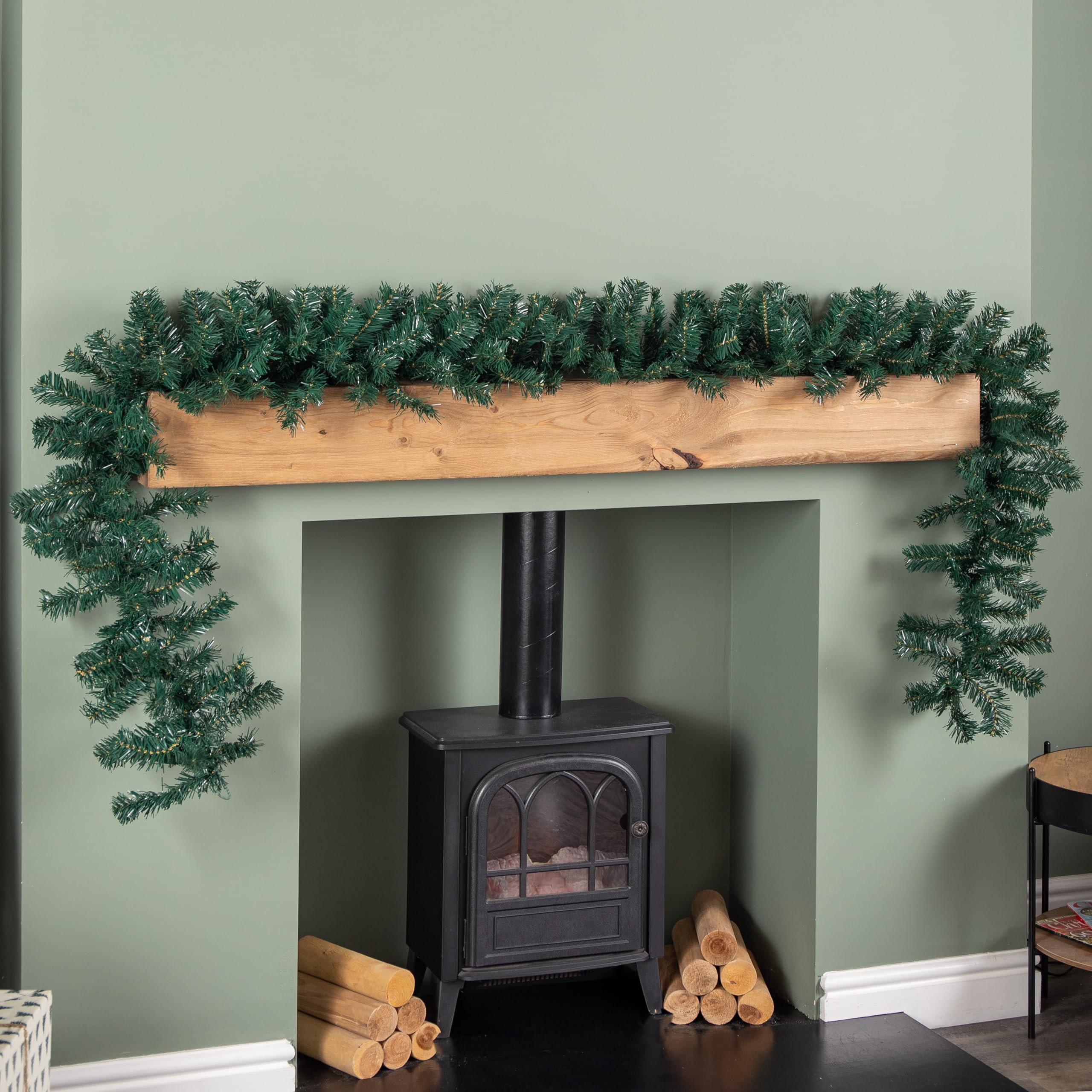 Samuel ALEXANDER 2.7m Plain Green Christmas Garland with 200 Tips