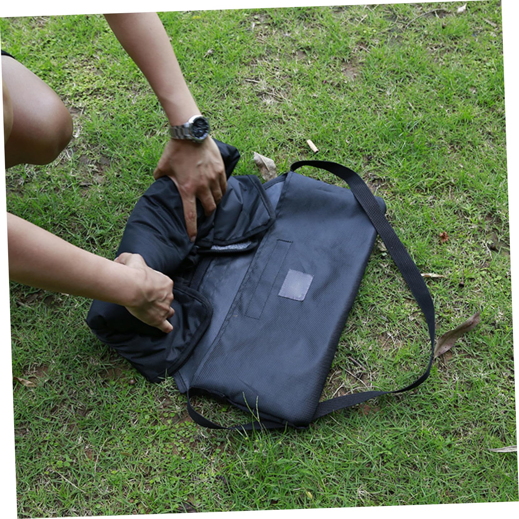 Happyyami Manta Plegable para Mascotas Térmica de Lana Negra Portátil | Rectangular, Lavable, Bolsa Lateral Cremallera, Uso en Cama Esterilla Exterior