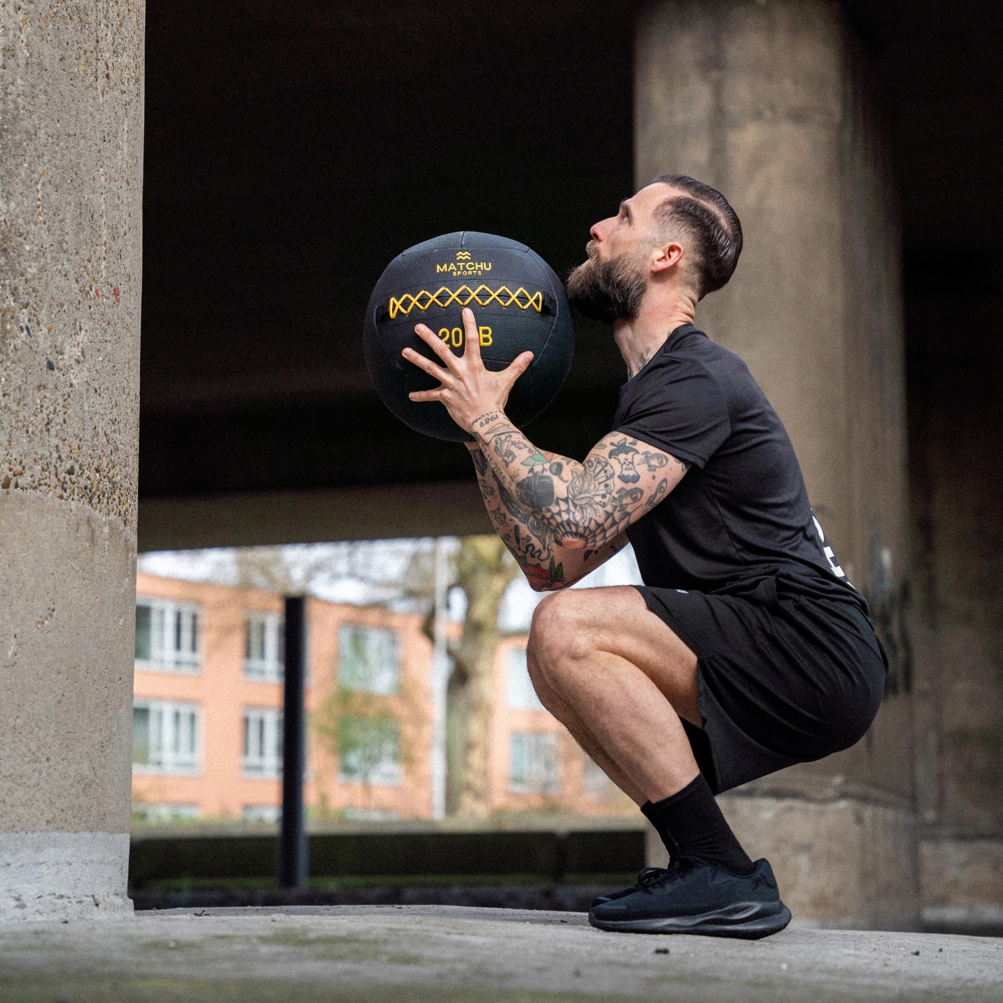 Matchu Sports | Wall Ball | Disponibile in 6 KG (14LB) e 9 KG (20 LB) | Nero