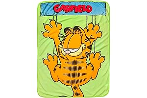 Garfield Hanging on Fleece Throw Blanket