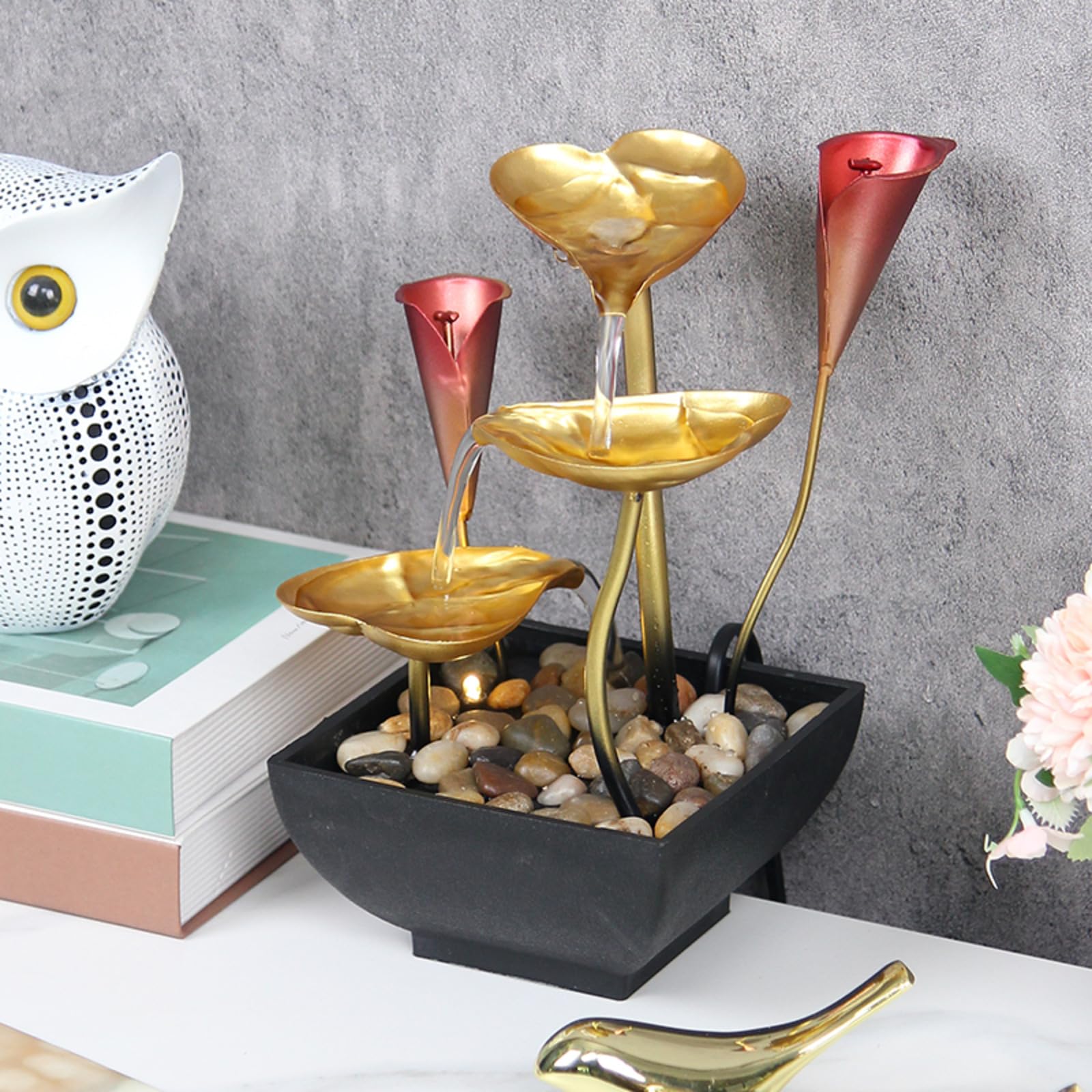 Fontana da tavolo a forma di foglia di loto con luci a LED e accenti di calla, fontana zen da interni per decorazione e relax in casa e ufficio