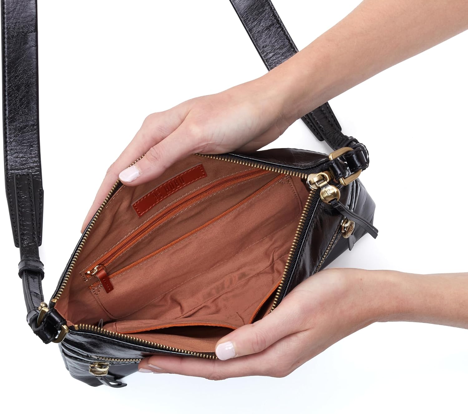 HOBO Women's Billie Crossbody